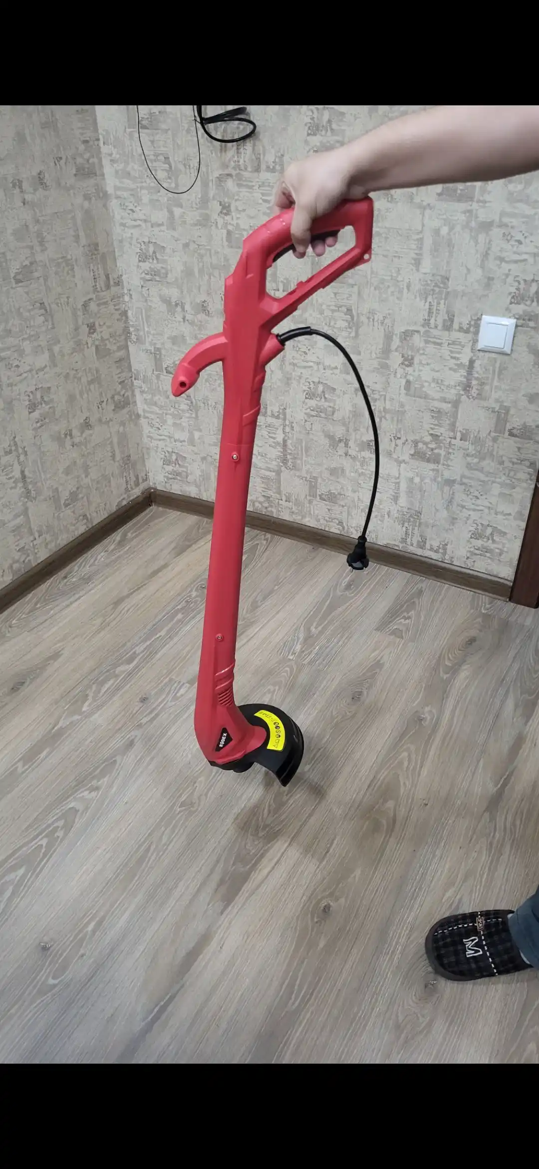Elektron trimmer, bog' va gazon uchun, 300 Vt
