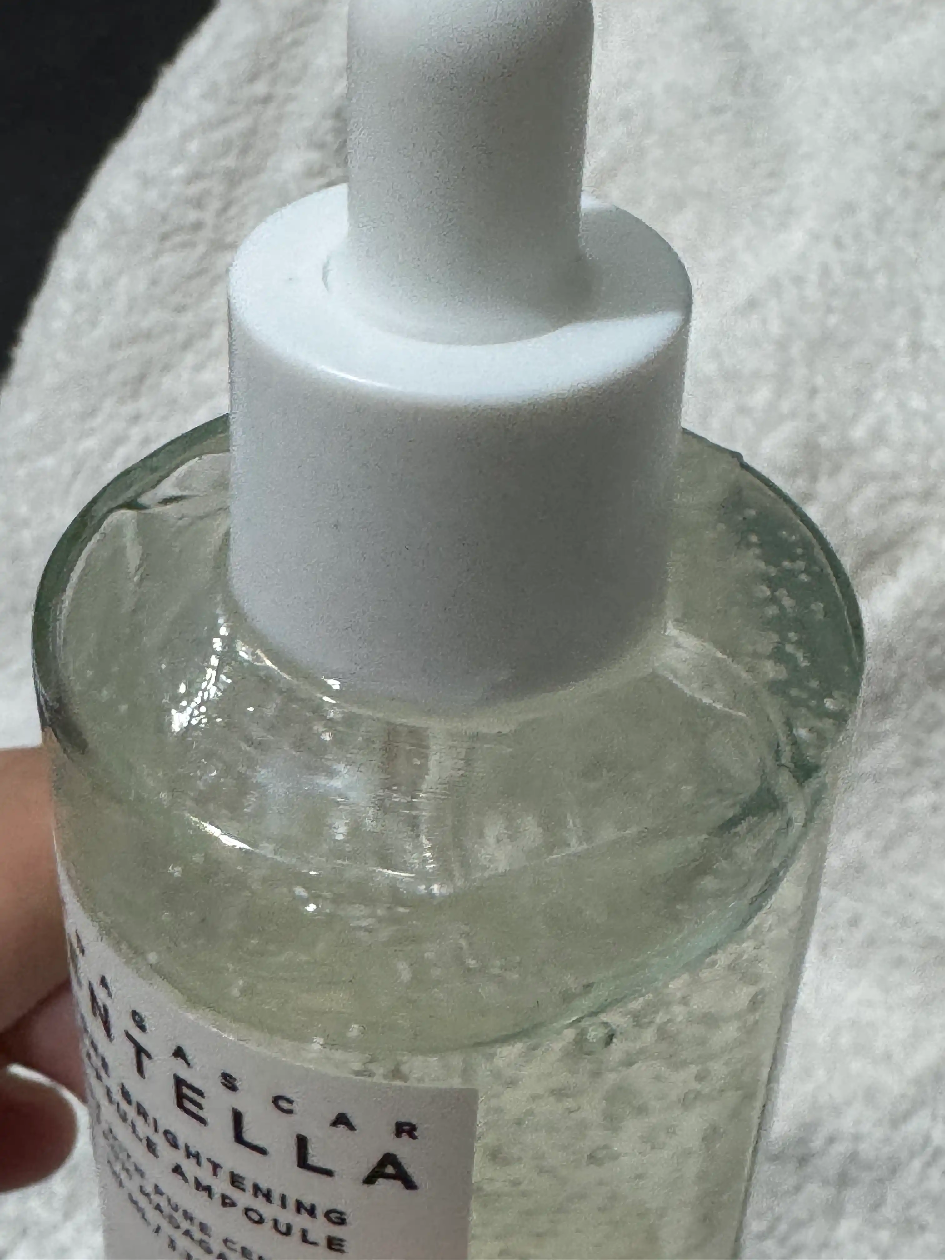 Tinchlantiruvchi ampulali zardob Madagascar Centella Ampoule Skin1004, sentella bilan