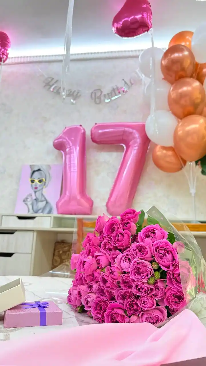 Gerlyanda Happy birthday, bayram lentasi