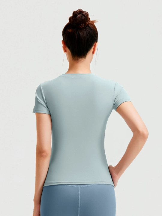 Фитнес одежда, SlimFit женская спортивная, рашгард, футболка