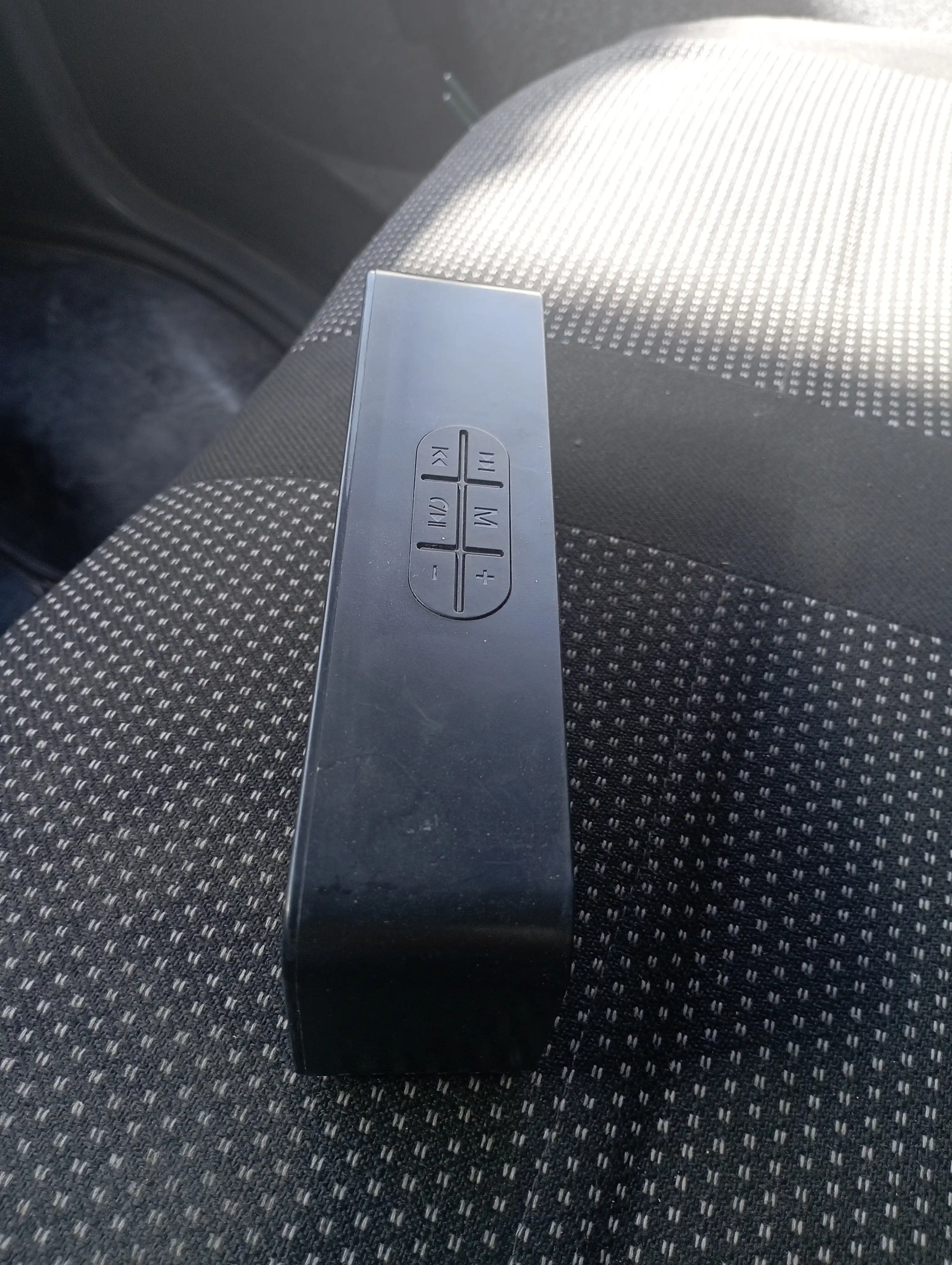 Portativ Bluetooth kolonka, Hi-Fi, ixcham formatdagi ovoz