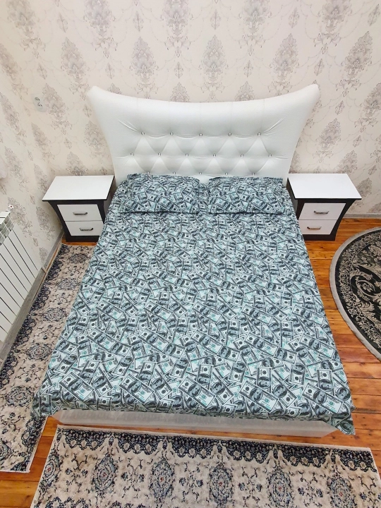 Choyshab va yostiq jild, ikki kishilik choyshab 200*220 sm va yostiq 50*70 sm 2 dona - 