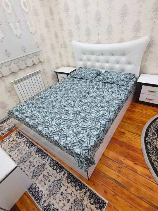 Choyshab va yostiq jild, ikki kishilik choyshab 200*220 sm va yostiq 50*70 sm 2 dona