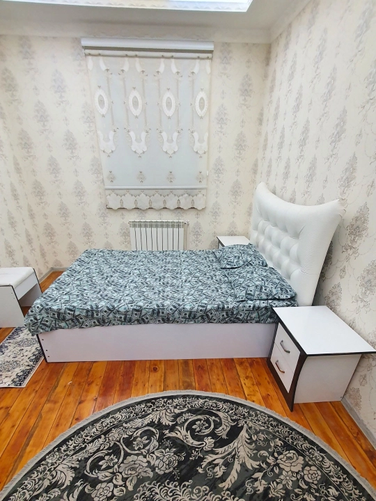 Choyshab va yostiq jild, ikki kishilik choyshab 200*220 sm va yostiq 50*70 sm 2 dona