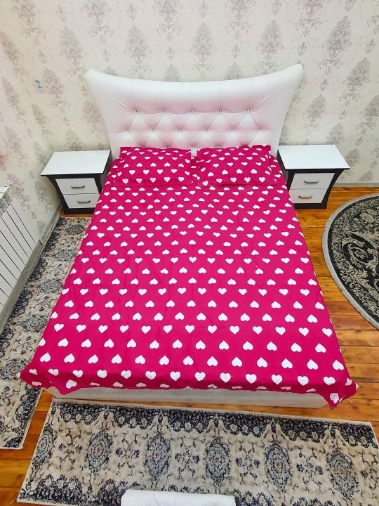 Choyshab va yostiq jild, ikki kishilik choyshab 200*220 sm va yostiq 50*70 sm 2 dona - 