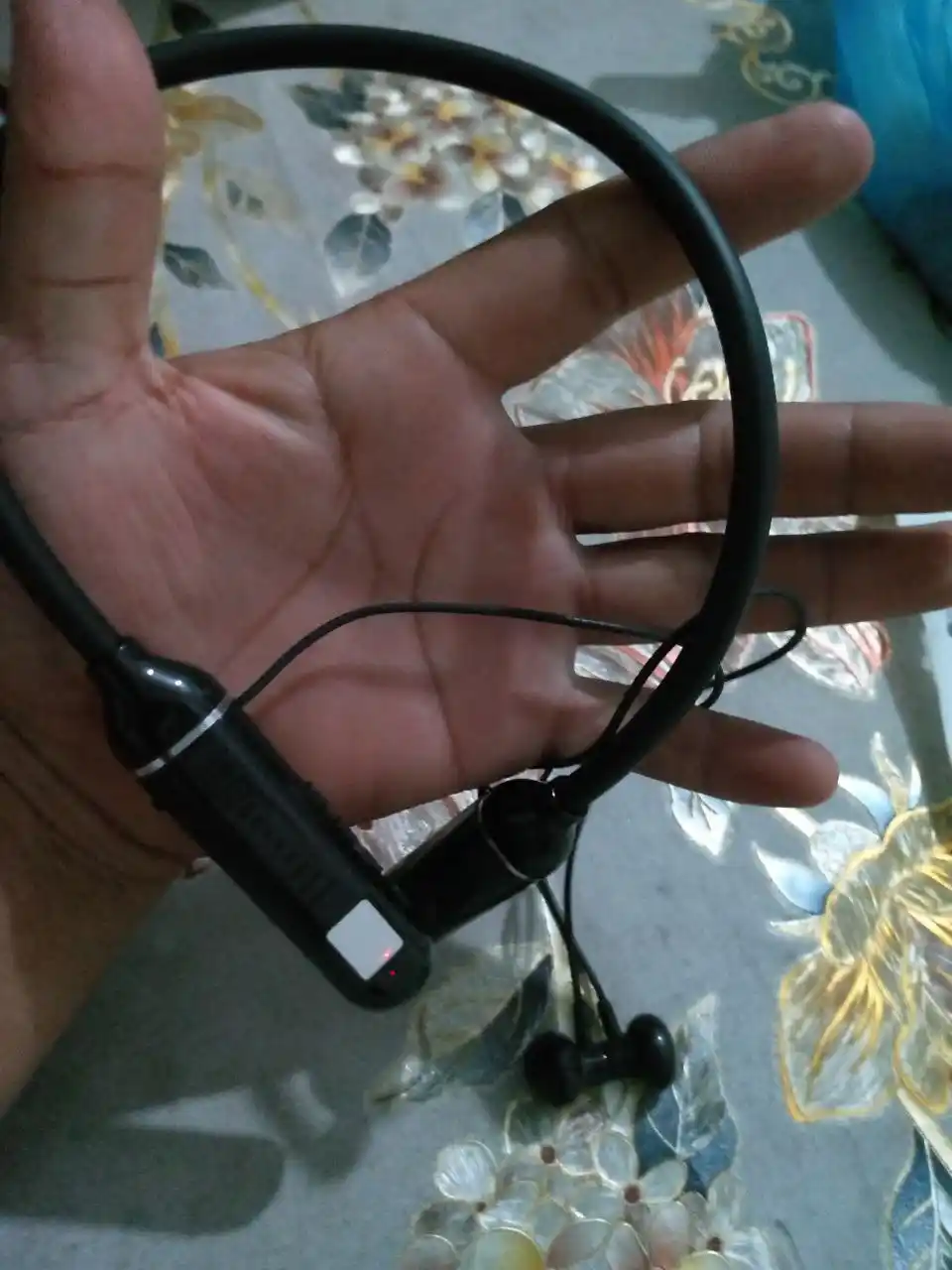 12D simsiz Bluetooth quloqchinlar, ichki kanalli, bo‘yin gardishi bilan