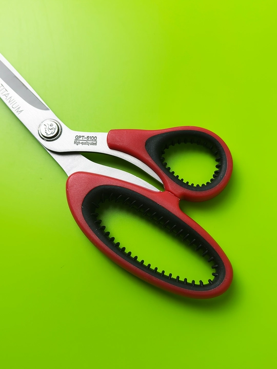 Tikuvchilar uchun toblangan qaychi 25.5 sm Titanium scissors