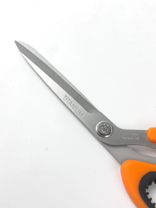 Tikuvchilar uchun toblangan qaychi 25.5 sm Titanium scissors