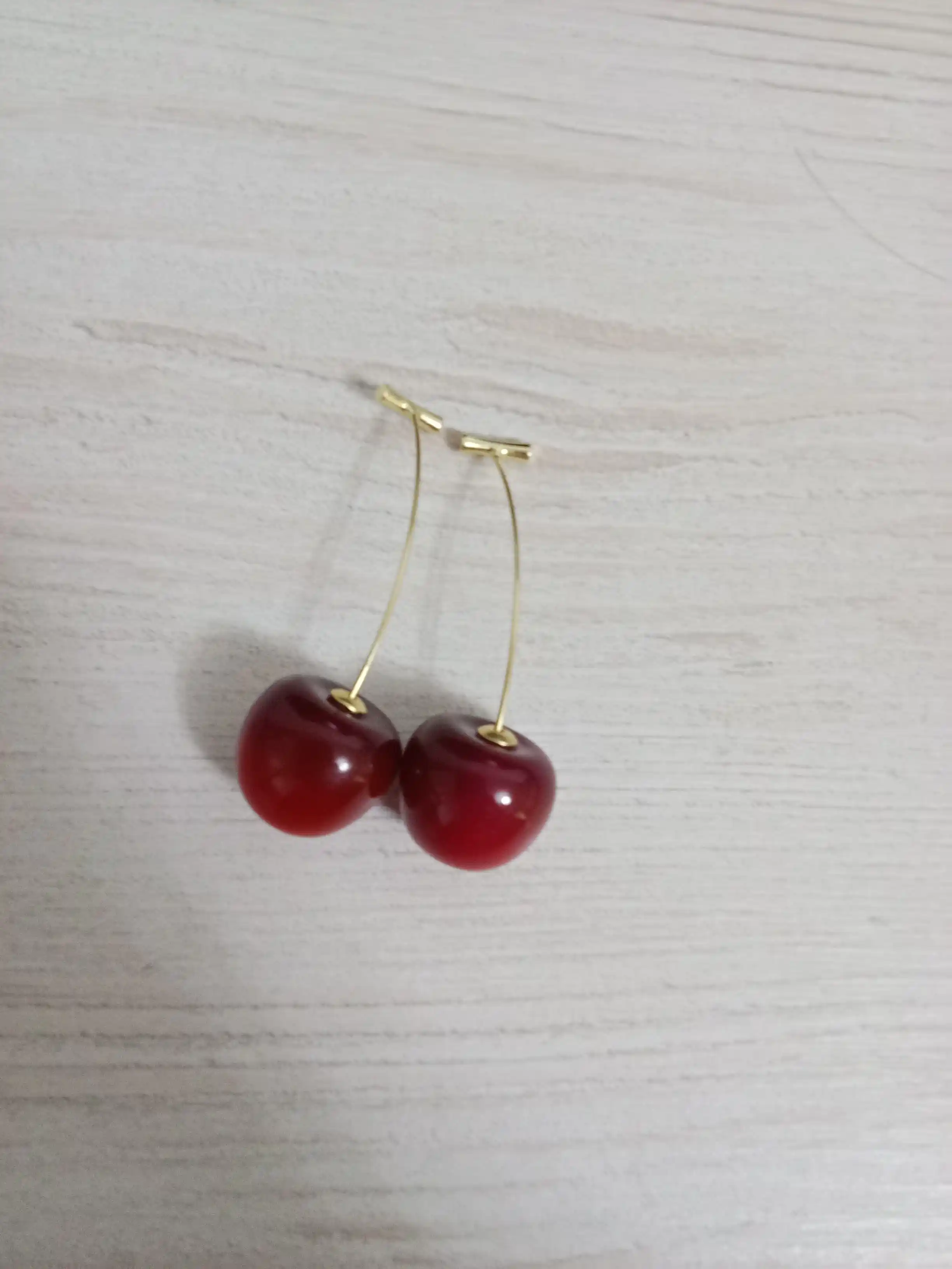 Серьги в виде вишни