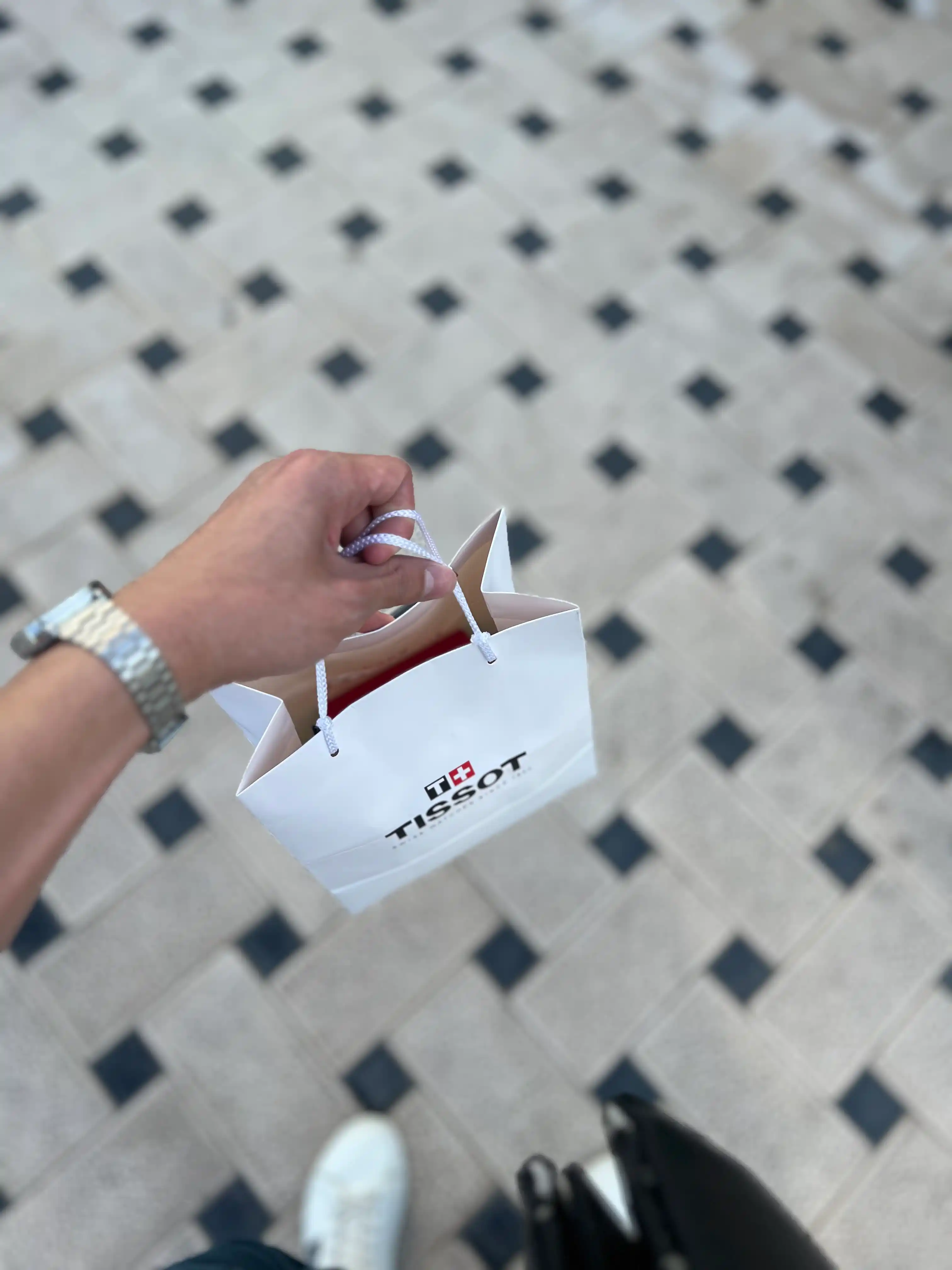 TISSOT erkaklar qo'l soati