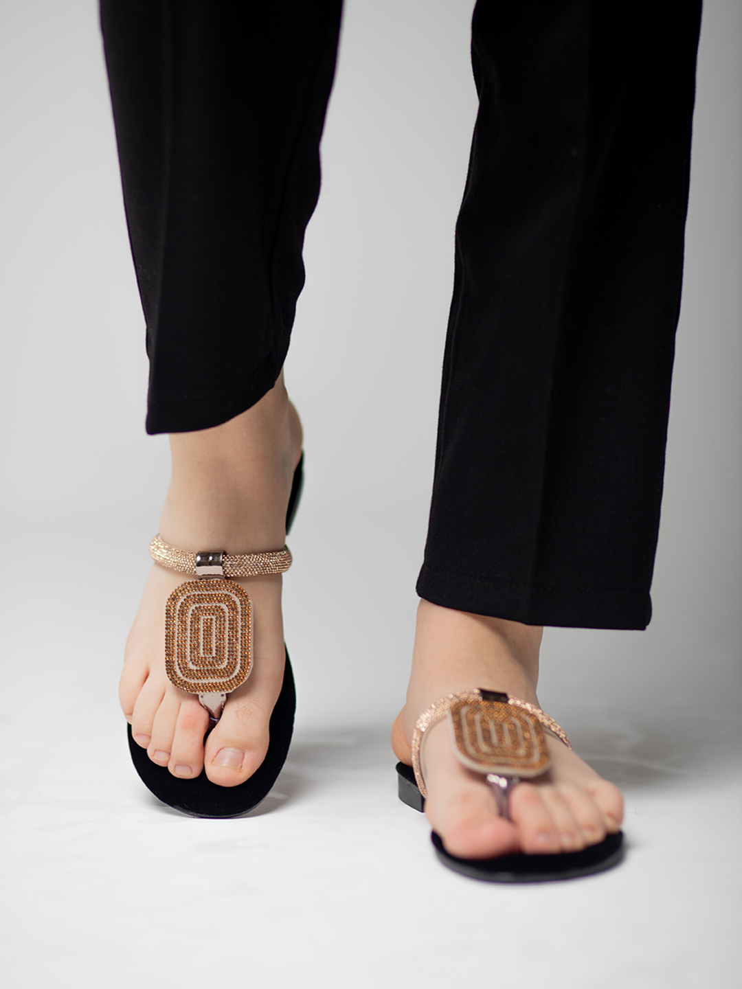 Xojayin bilan seksual kotiblar Penzada bir kecha-kunduzlik