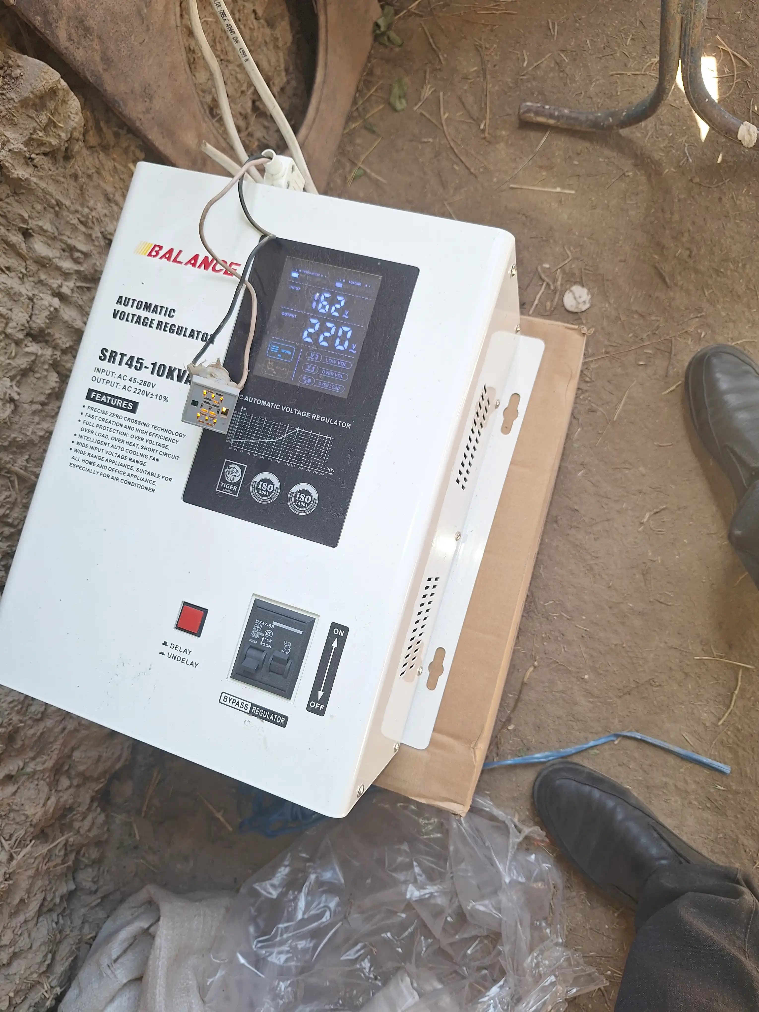 Kuchlanish stabilizatori Balance 10 kVA, releli, 45-280V