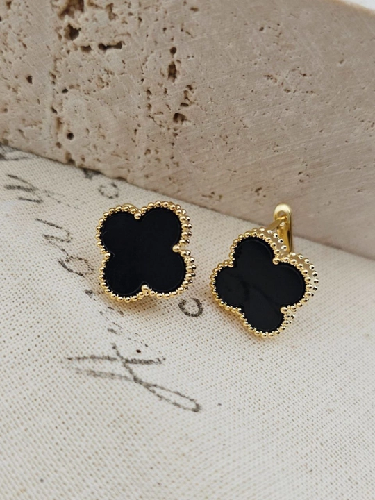Van Cleef stilidagi taqinchoqlar to‘plami, zanjir va sirg`alar