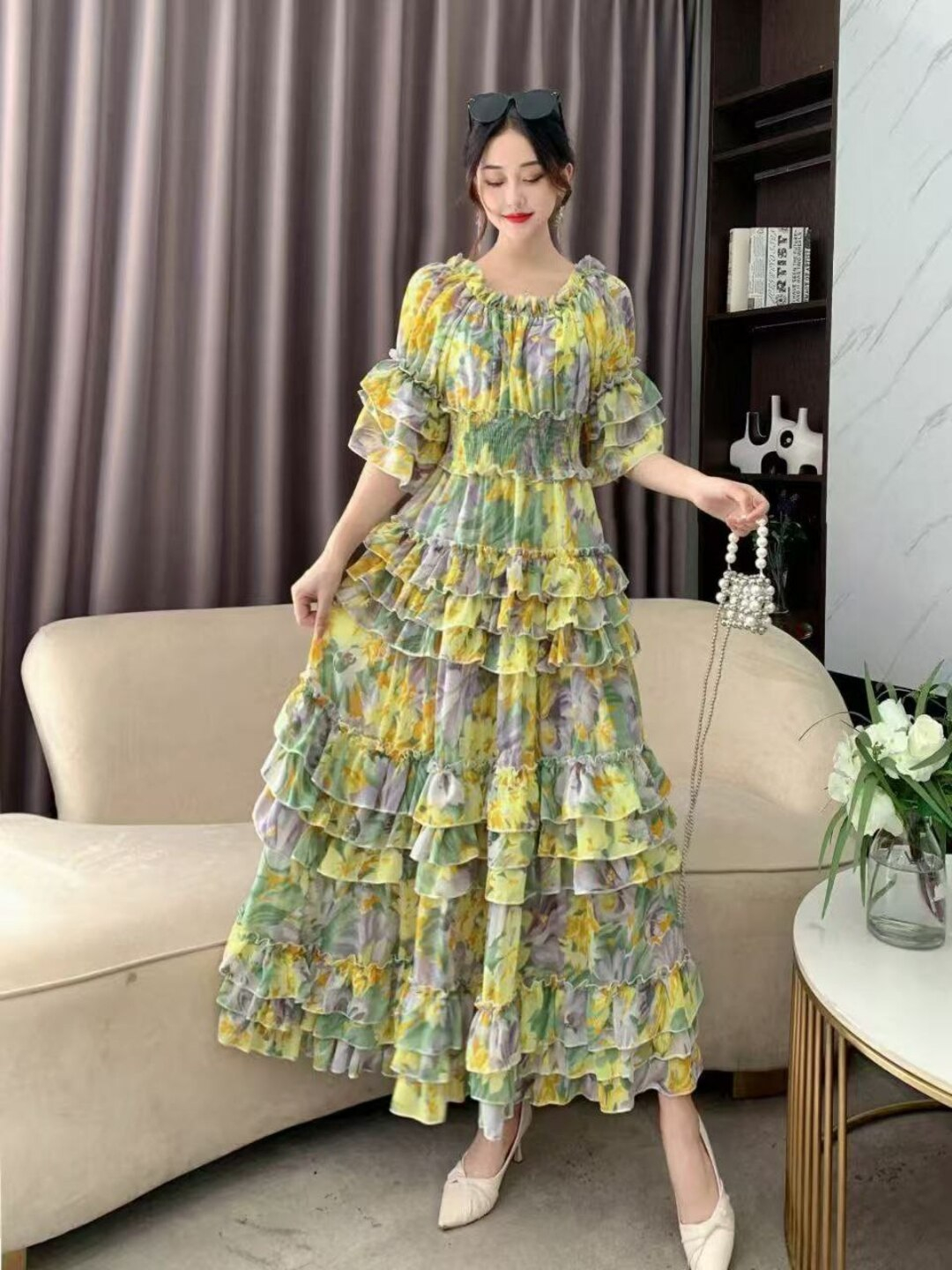 Tok-shoularning porno parodiyalarini tomosha qiling Porno filmda ayol kuchi