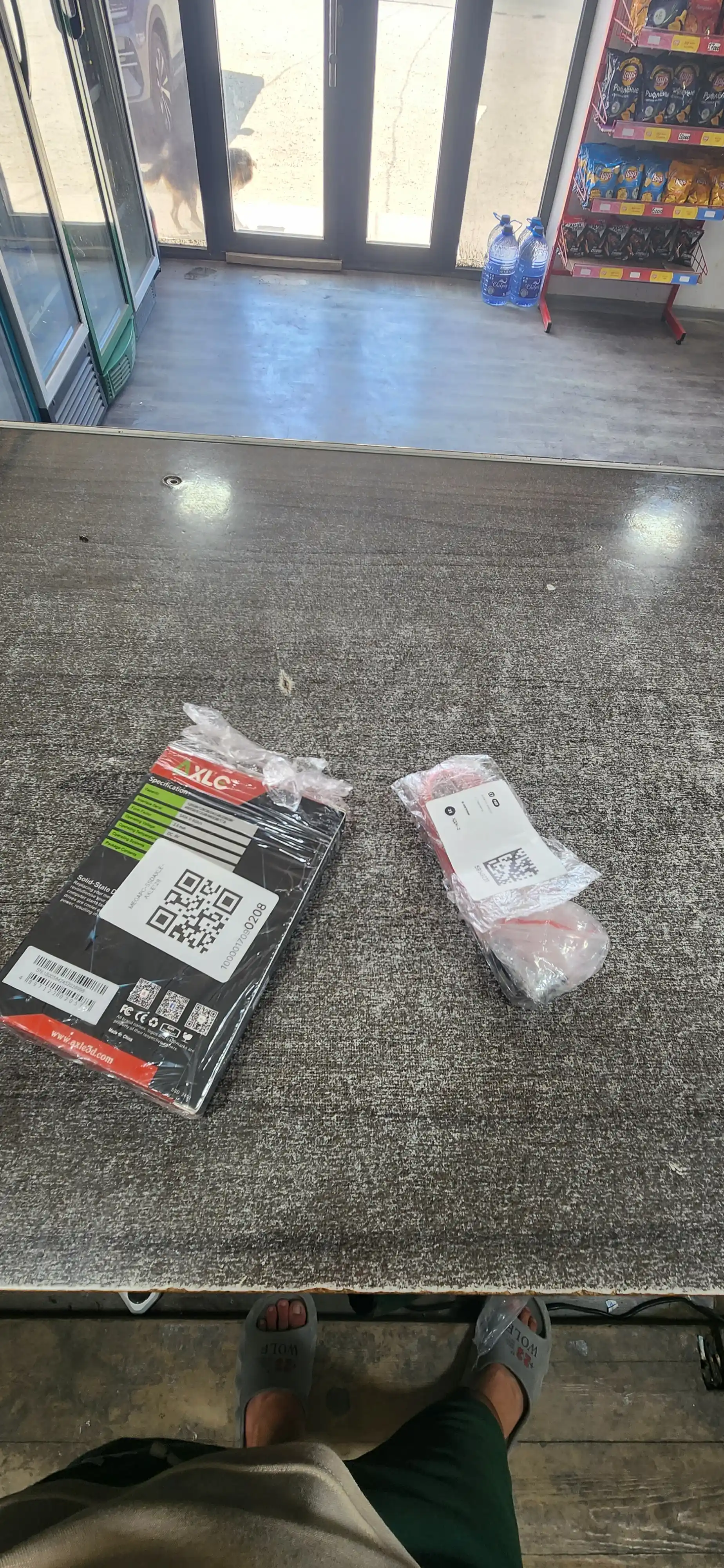 SATA shleyf, kabel 6 Gb/s, SSD, HDD, DVD ni ulash uchun fiksatori bilan