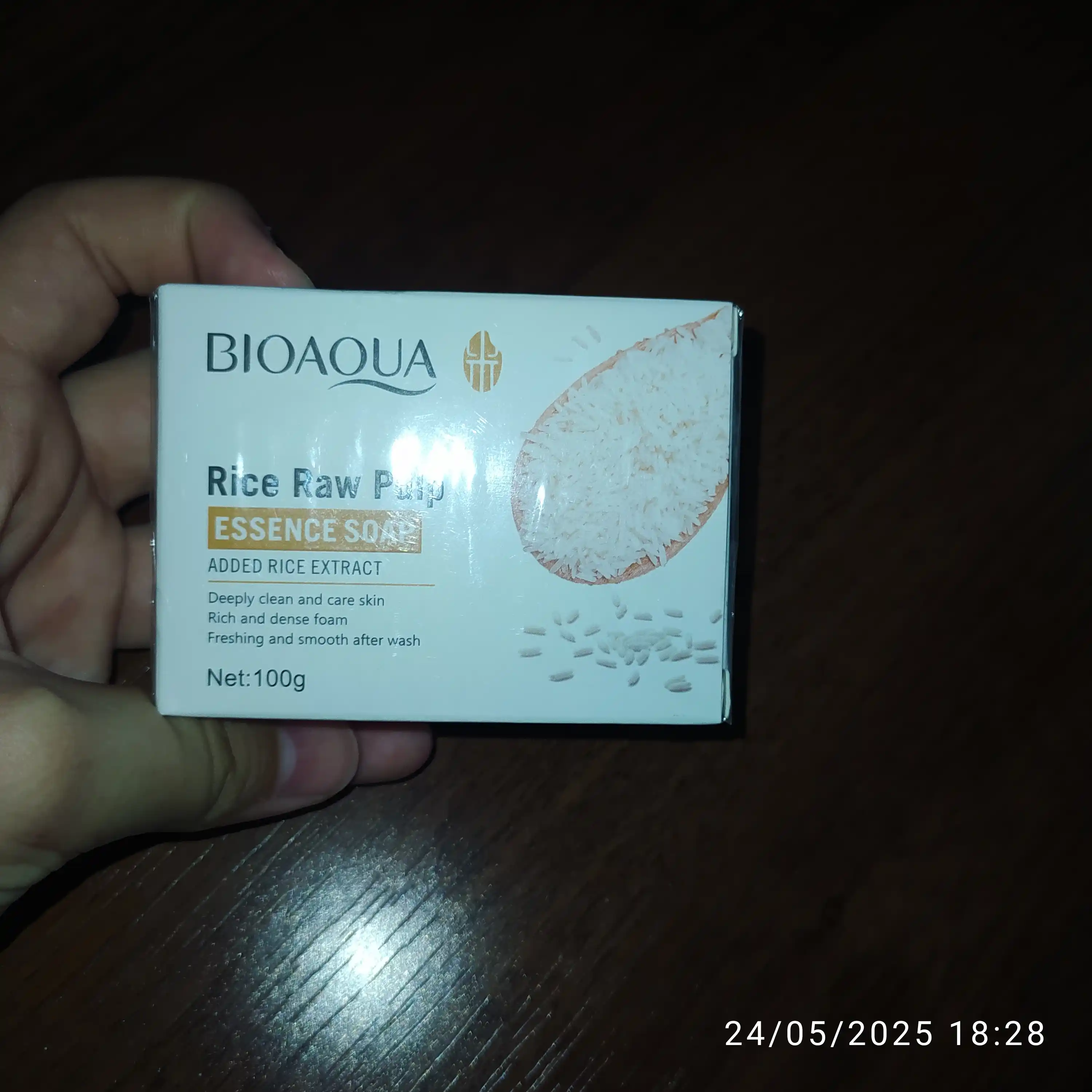 Oqartiruvchi sovun BIOAQUA, guruch ektrakti bilan, yuz va tana uchun, 100 g