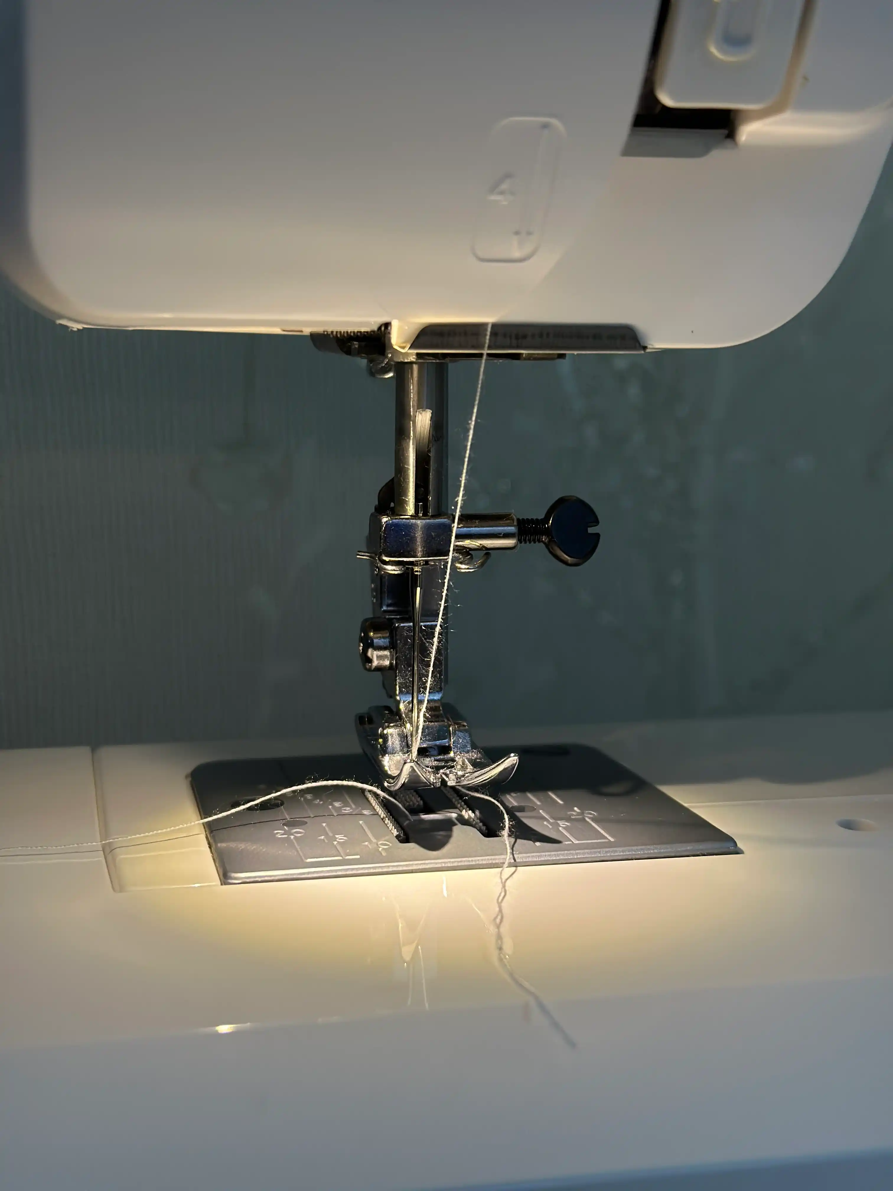 Tikuv mashinasi Janome 2252