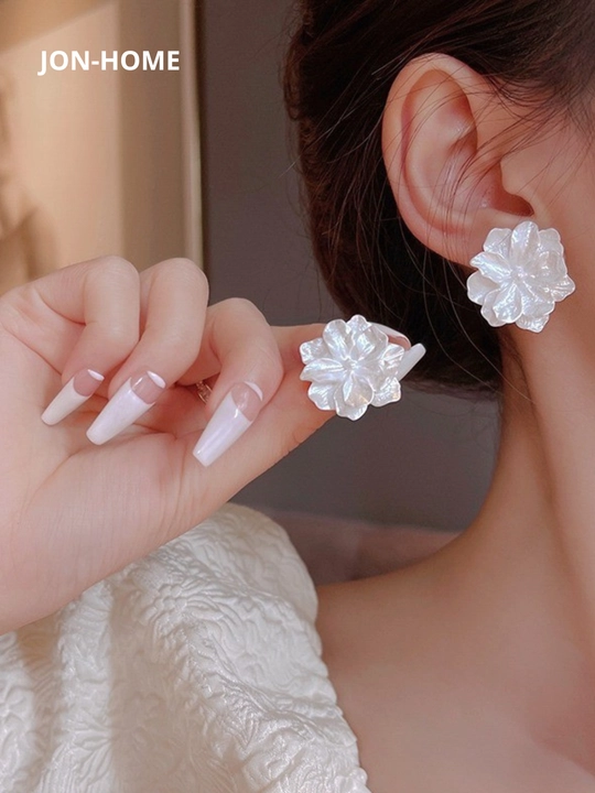 Серьги для женщин, легкие и гладкие - 