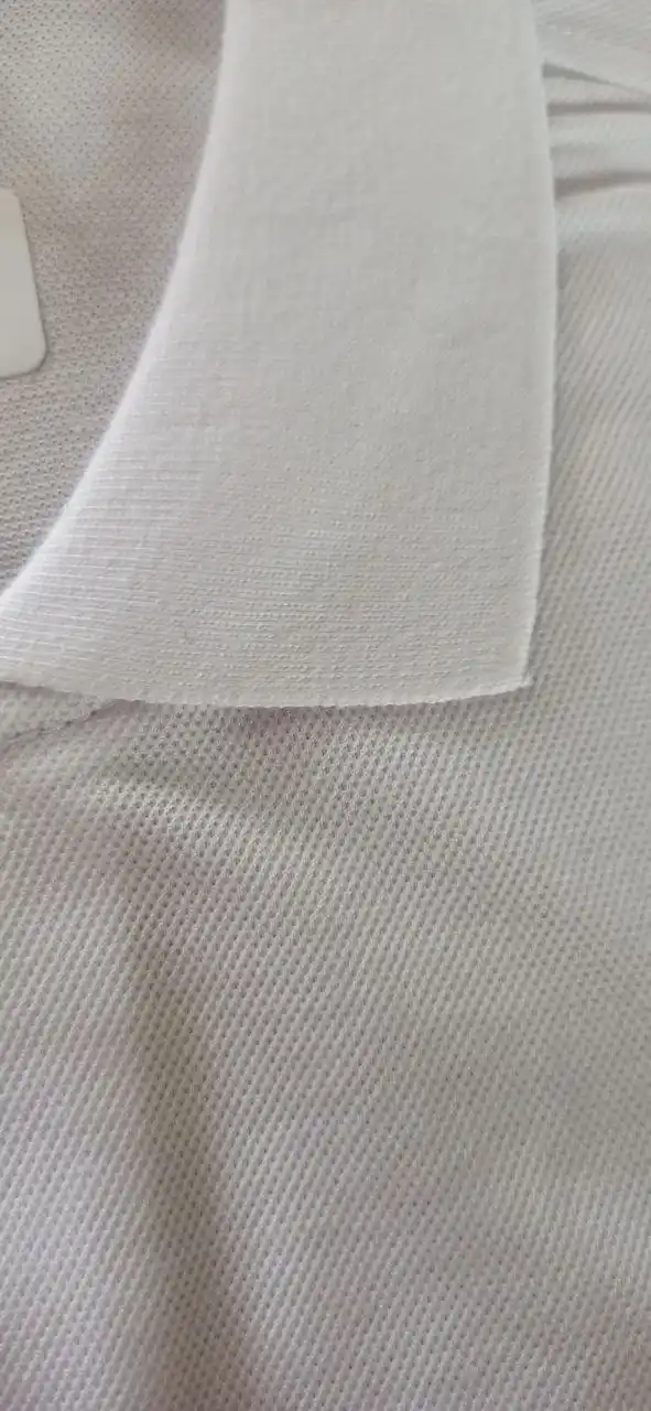 Erkaklar uchun polo, yoqali, yoz uchun finka