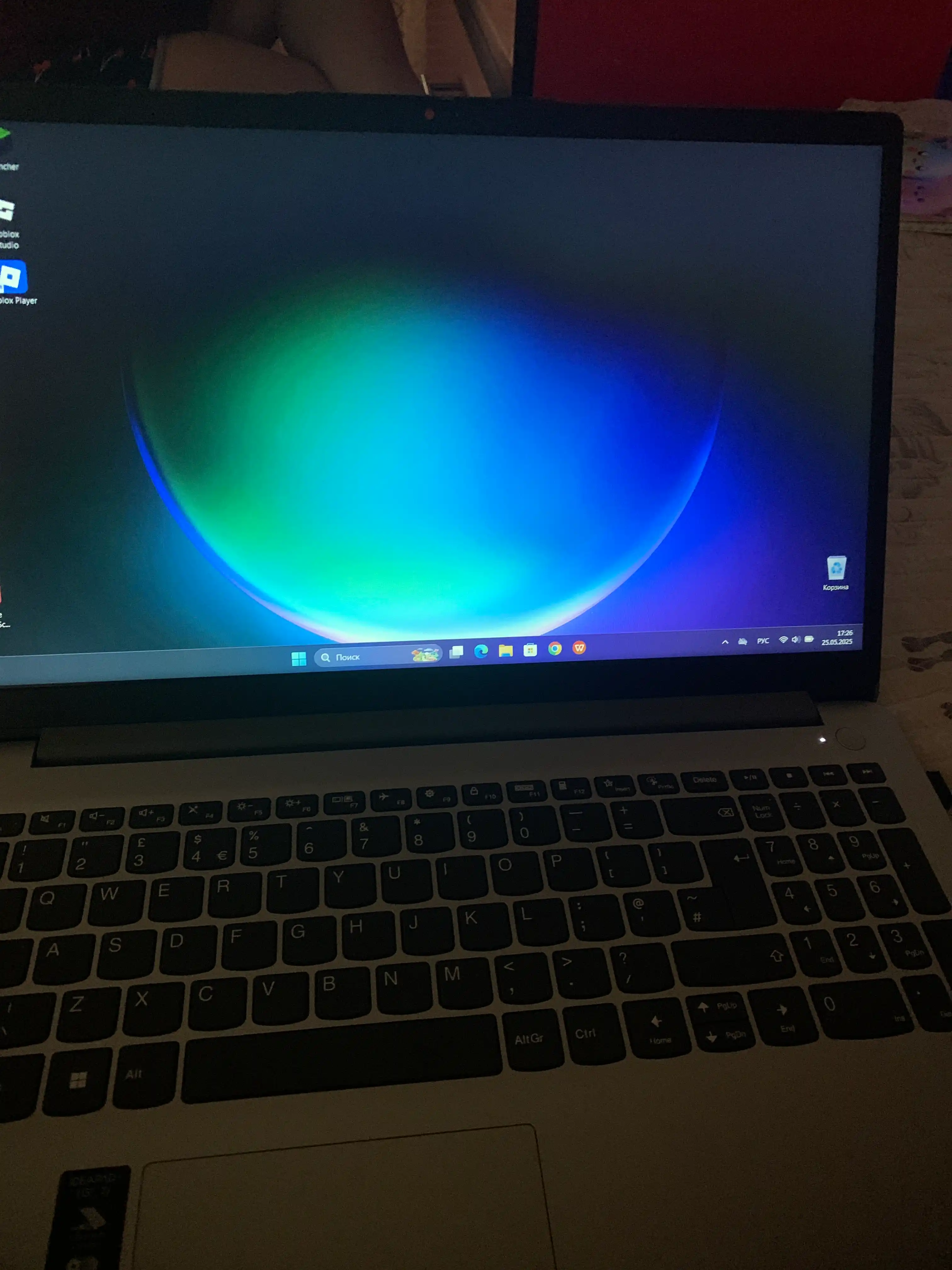 Ноутбук LENOVO IDEAPAD SLIM 3 AMD ATHLON SILVER A10 8GB DDR5 512GB SSD 15,6 FHD W11 GREY