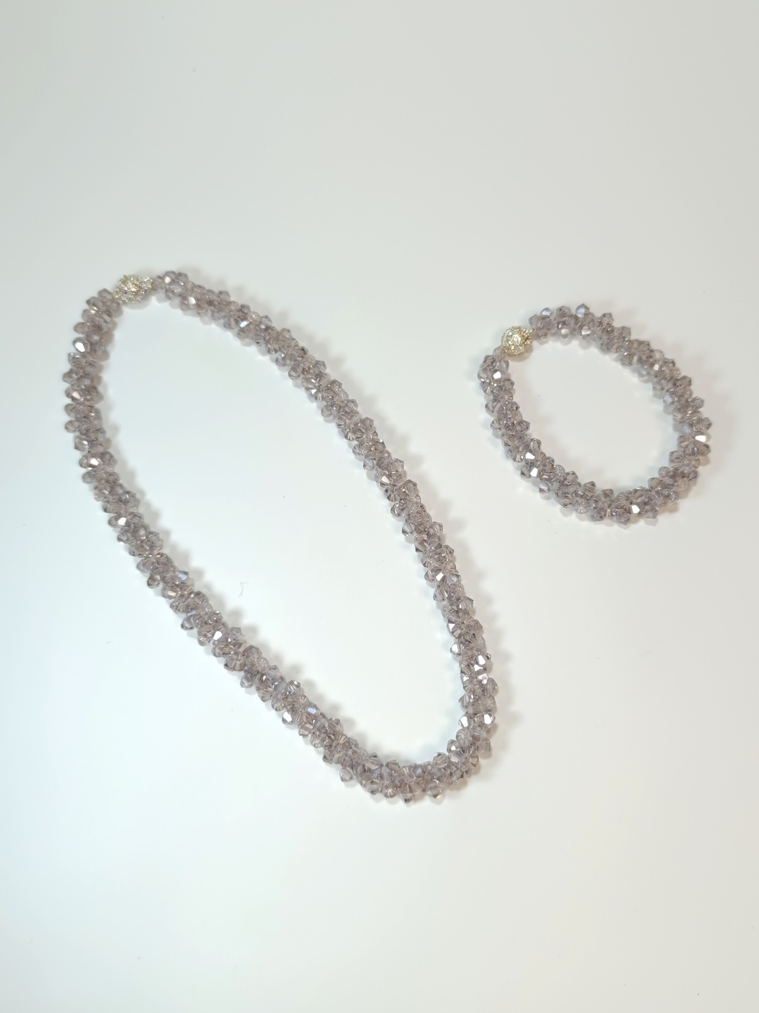 Porno xizmatkorlar eshakni yalaydi