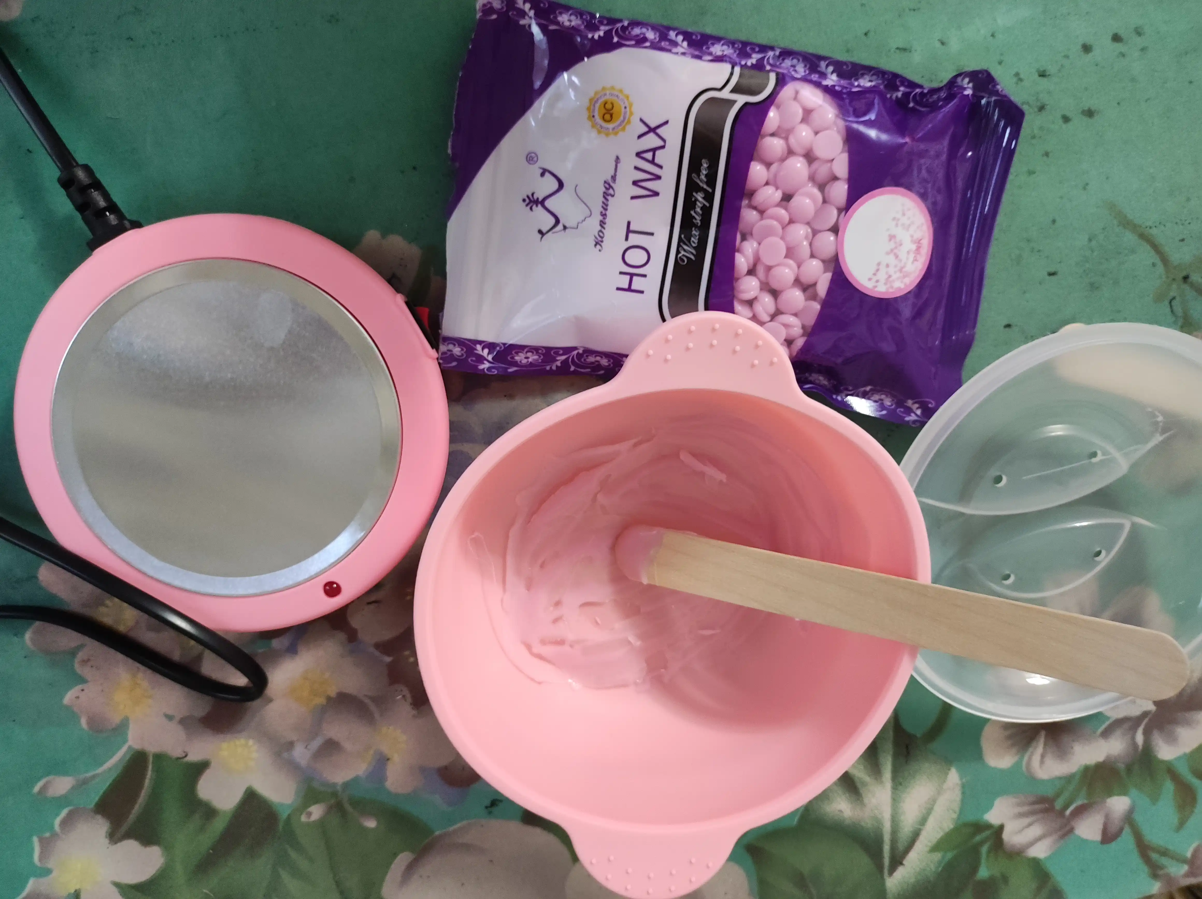 Воск для депиляции Hot Wax, профессиональный, в гранулах, пленочный, 100 г