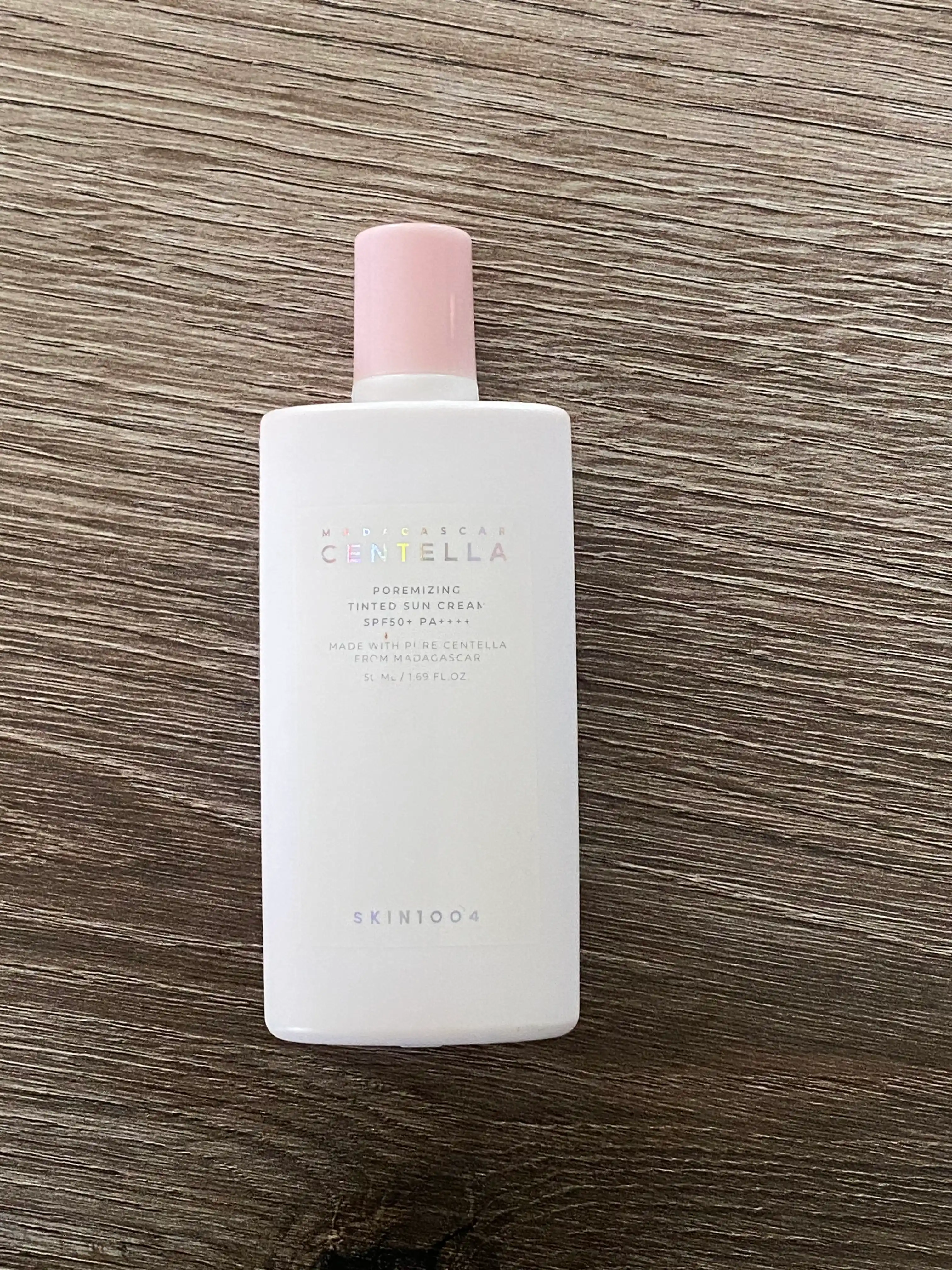 SKIN1004 Centella SPF50+ – quyoshdan himoyalovchi krem, yengil va namlovchi, 50 ml