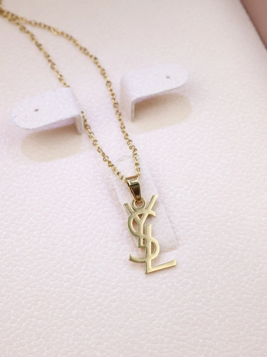 Комплект цепочка с кулоном, серьги YSL, клевер, золотой цвет, бижутерия