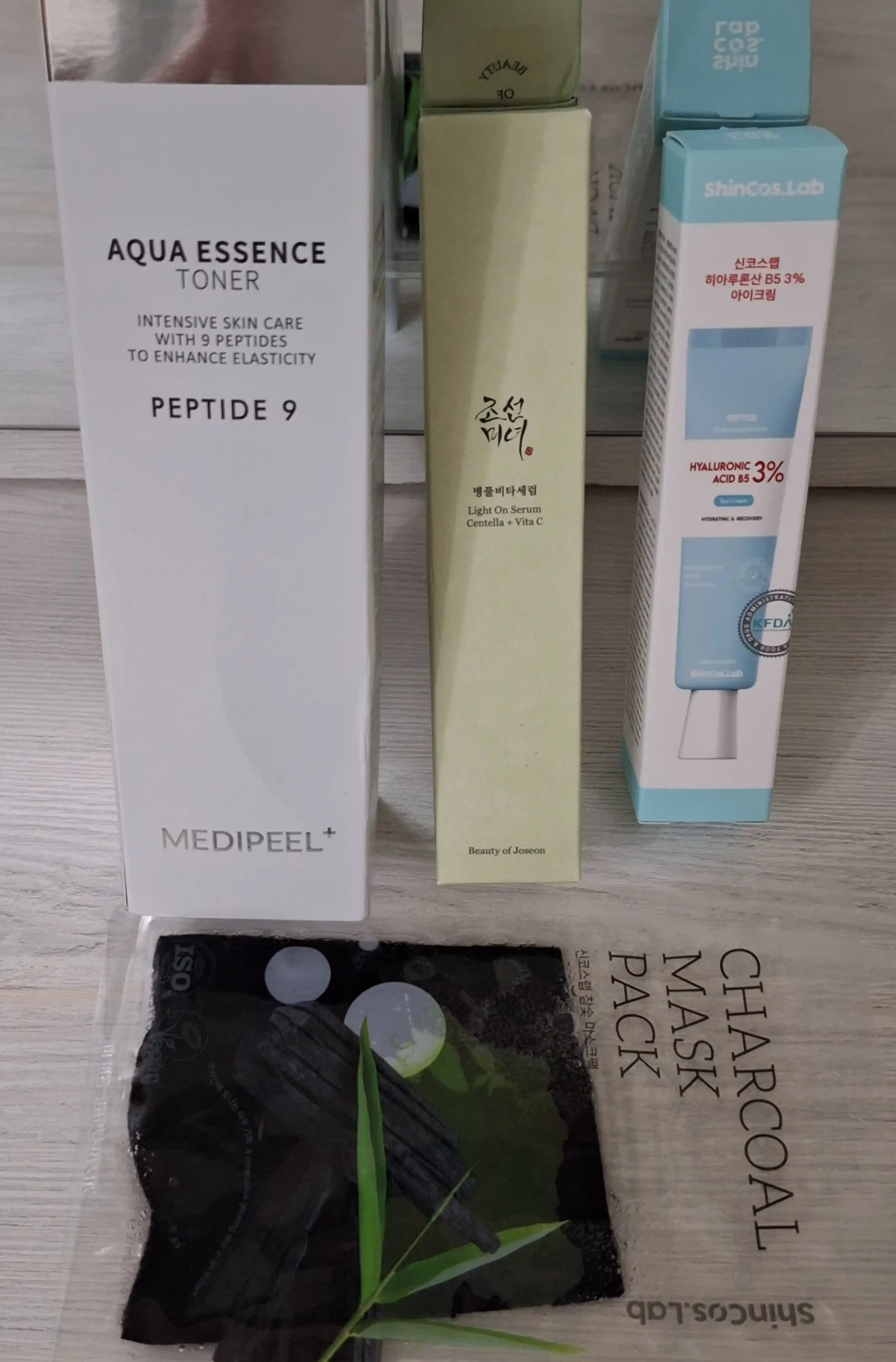 Vitamin С bilan ohang yorqinligi uchun yengil zardobi, Beauty of Joseon Light Serum Centella
