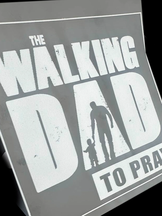 DTF наклейка на одежду WALKING DAD  15*15