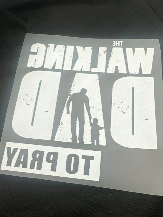 DTF наклейка на одежду WALKING DAD  15*15