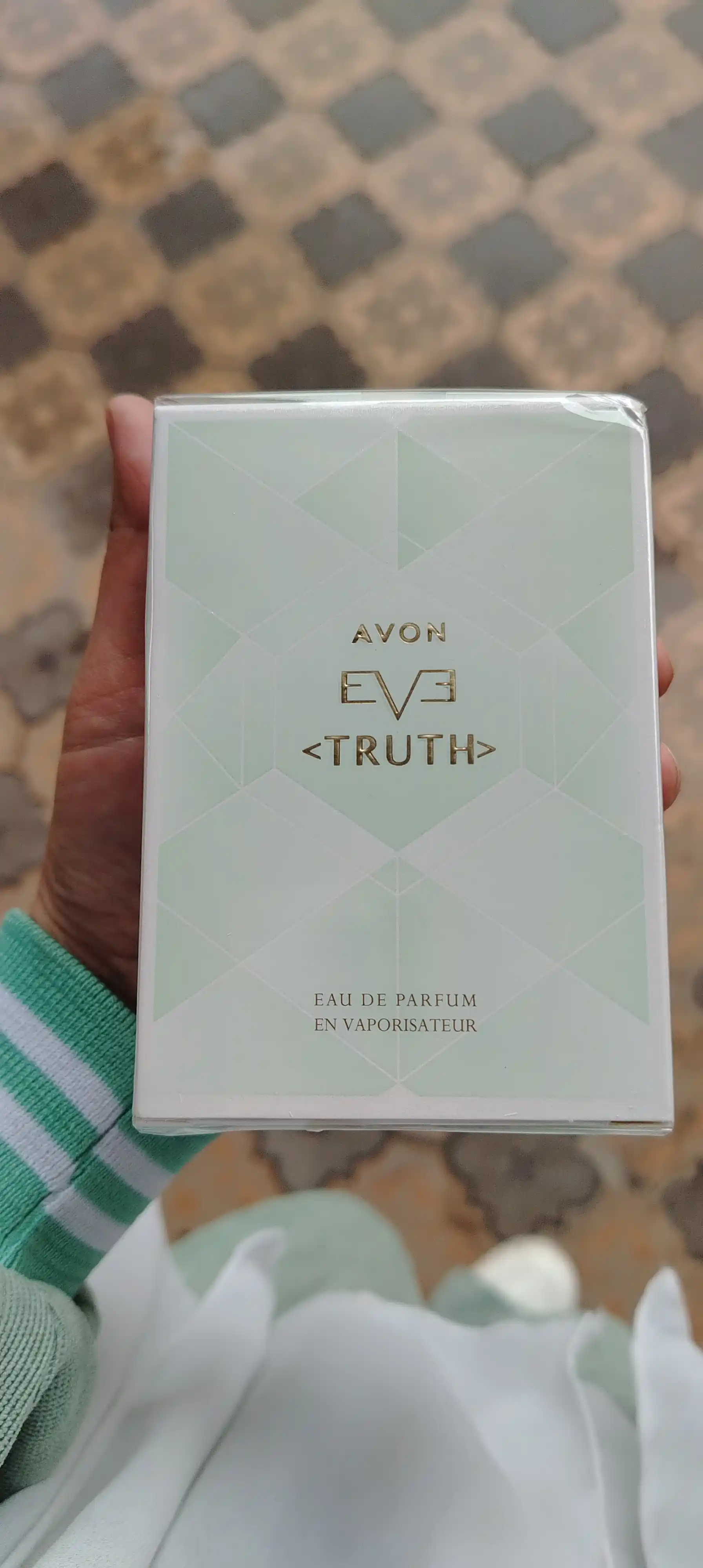 Parfyumlangan suvi Avon Eve Truth, 50 ml