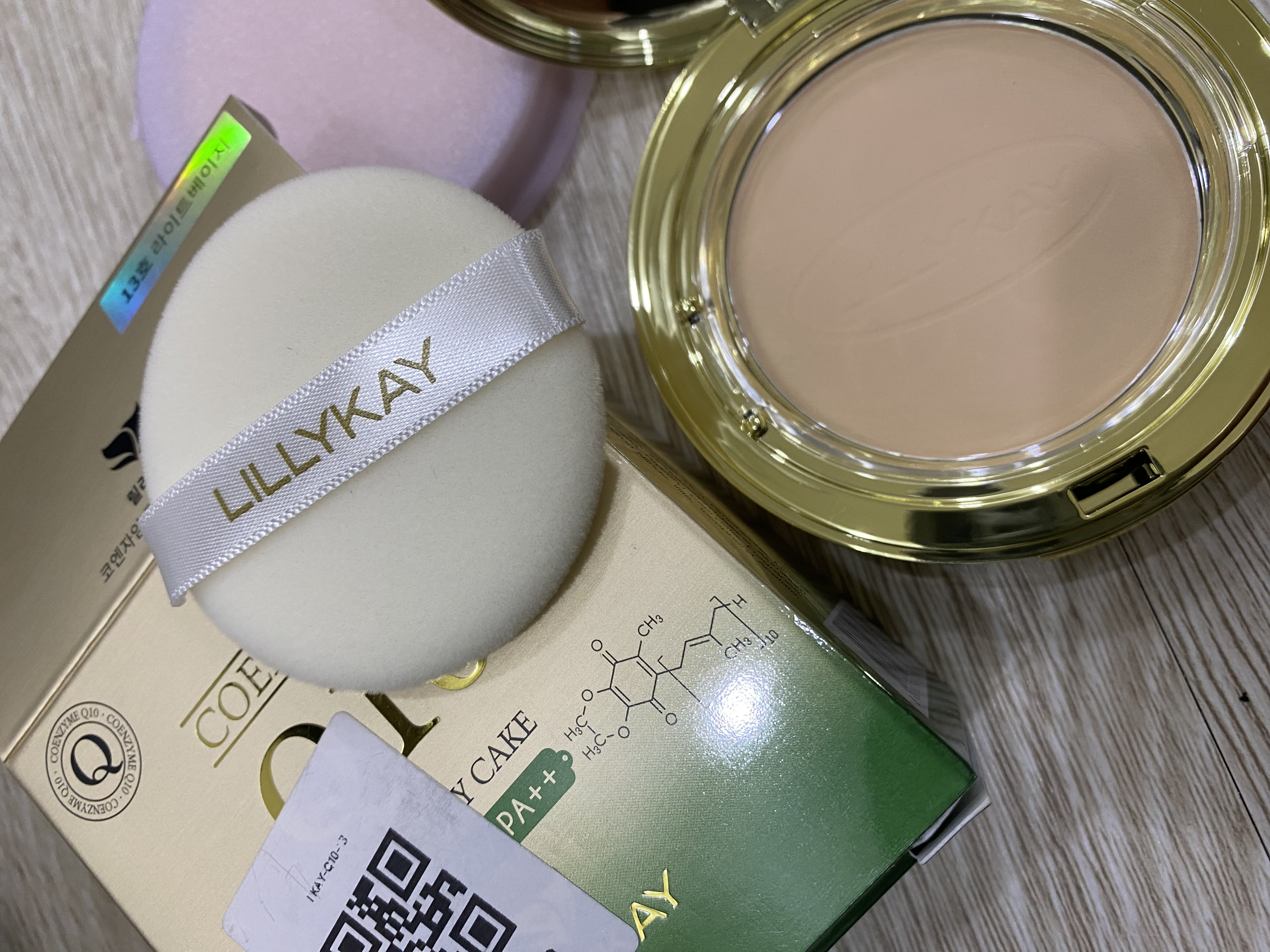 Пудра для лица 1+1, компактная пудра LillyKay Coenzyme Q10 Two Way Cake SPF, Корея