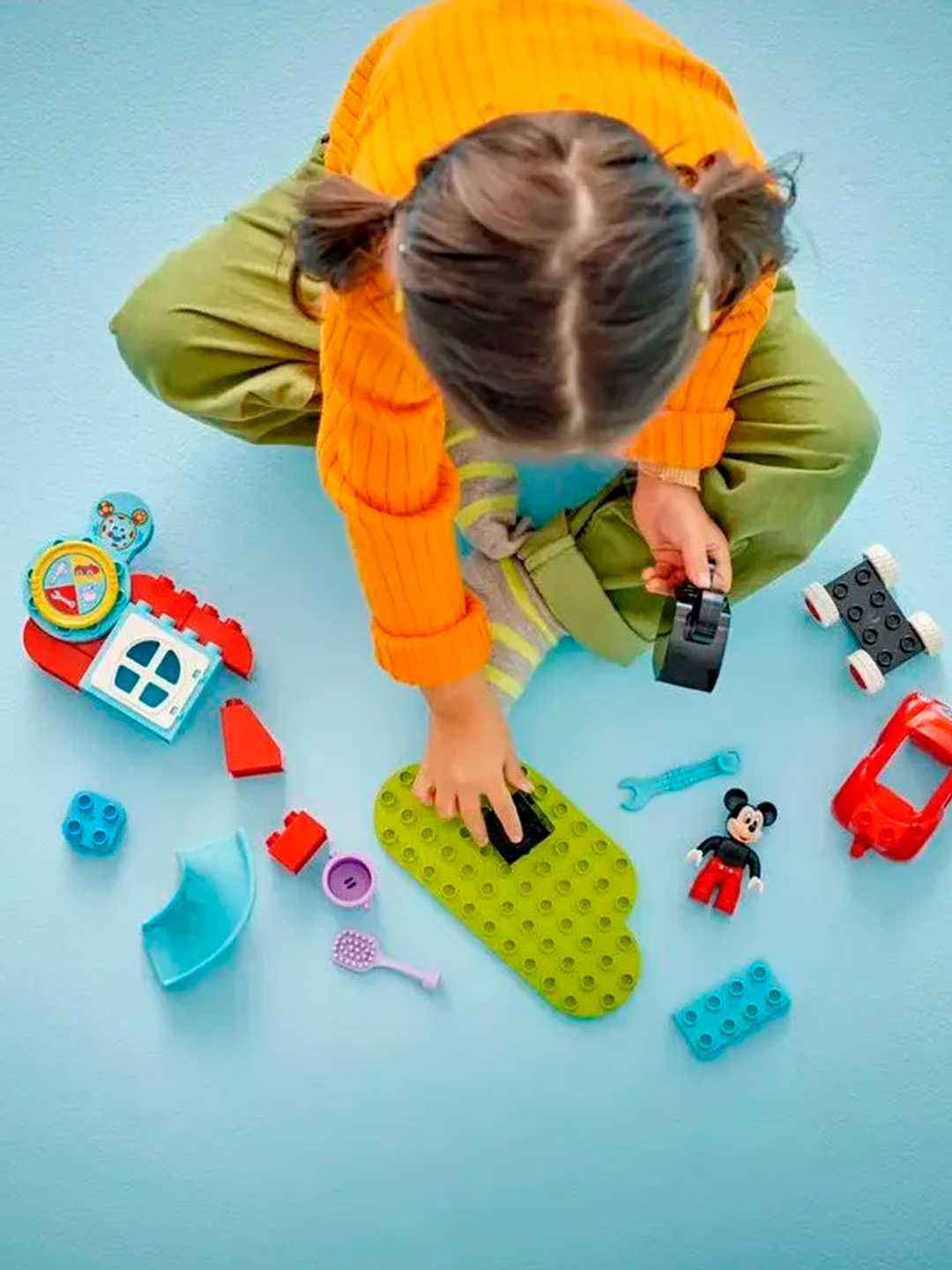 Конструктор LEGO DUPLO 10454 Дом и машина Микки Мауса