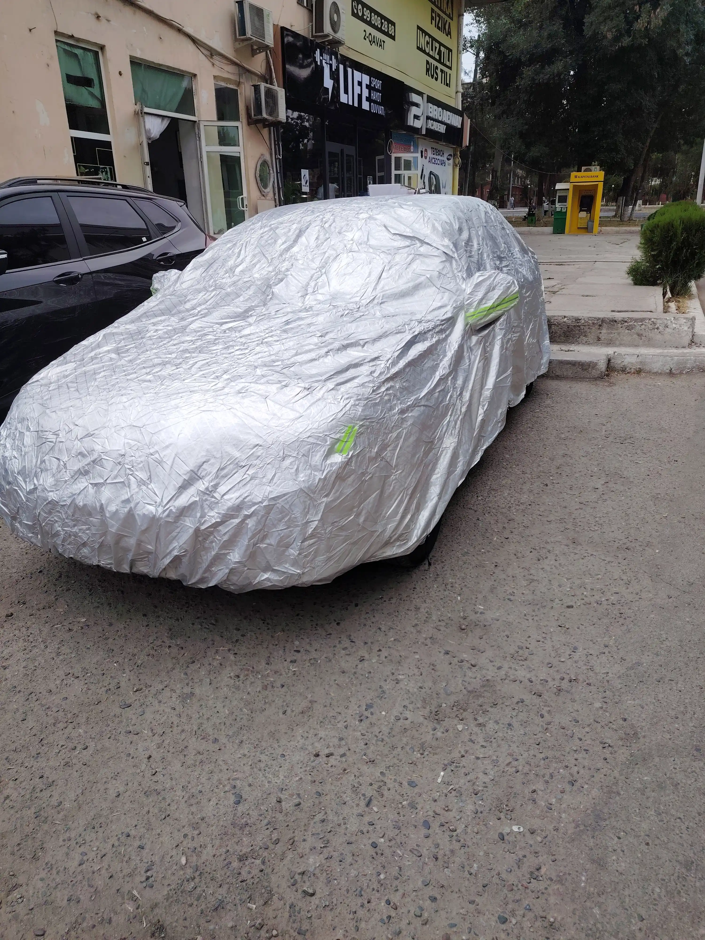 Тент-чехол для защиты автомобиля, с сумкой