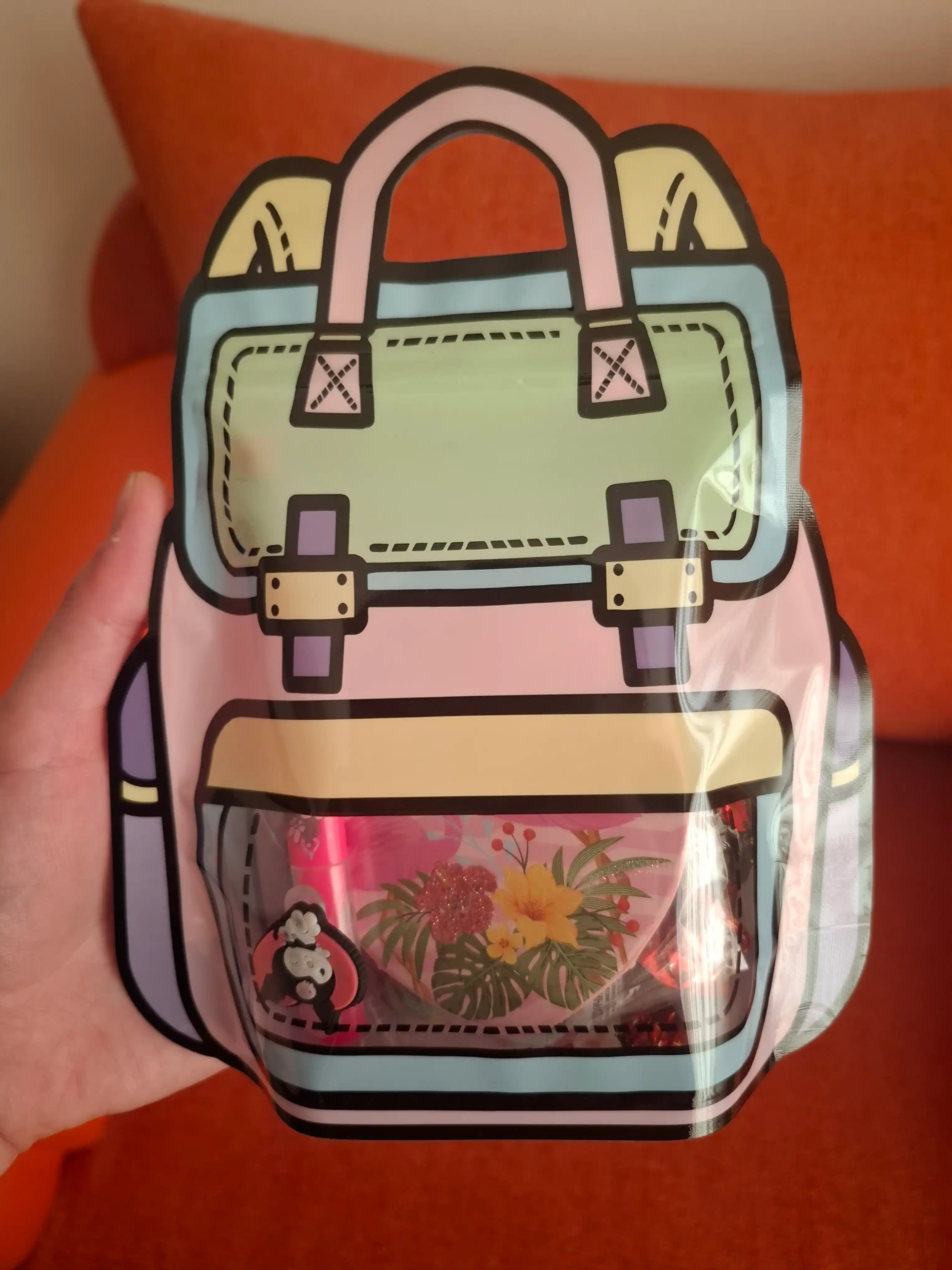 Bolalar bogchasi va maktab uchun sovga paketlari  shirinlik va konfetlar uchun.21x18sm