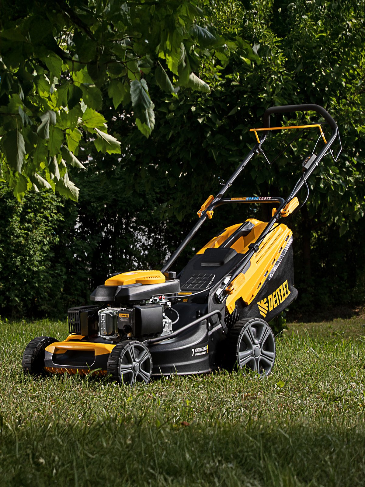 Ota qizini sikayotgan seks video