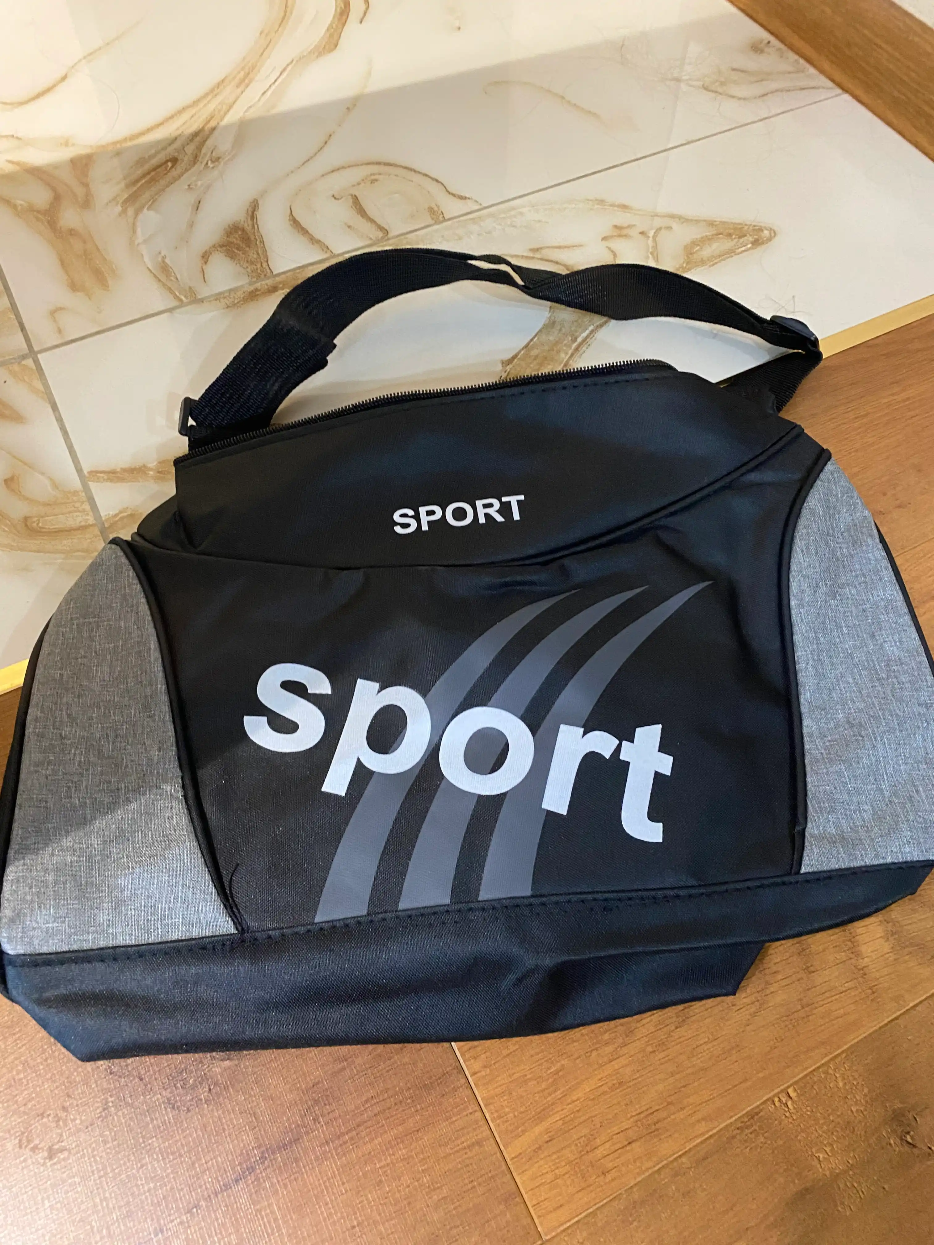 Fitnes, maktab va sport zali uchun erkaklar uchun sayohat sport sumkasi