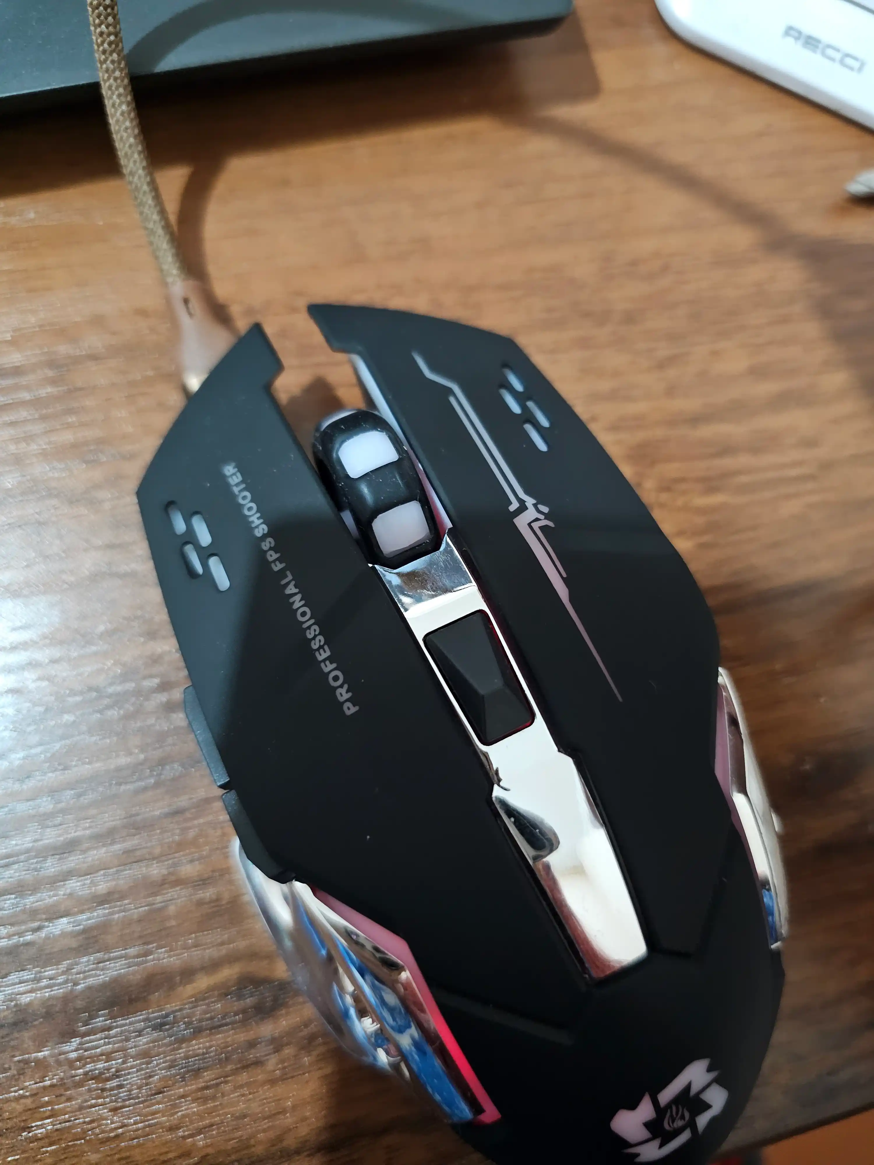 Беспроводная мышь, подходящая для игр и офиса, 3200DPI со светодиодом RGB