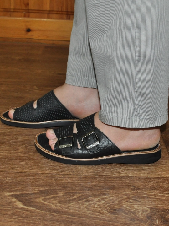 Erkaklar yozgi shippaklari, 40-44