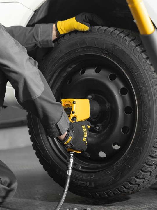 Darbeli kalit pnevmatik DENZEL IW860 + kallaklar to'plami 1/2", 7000 rpm, 57473
