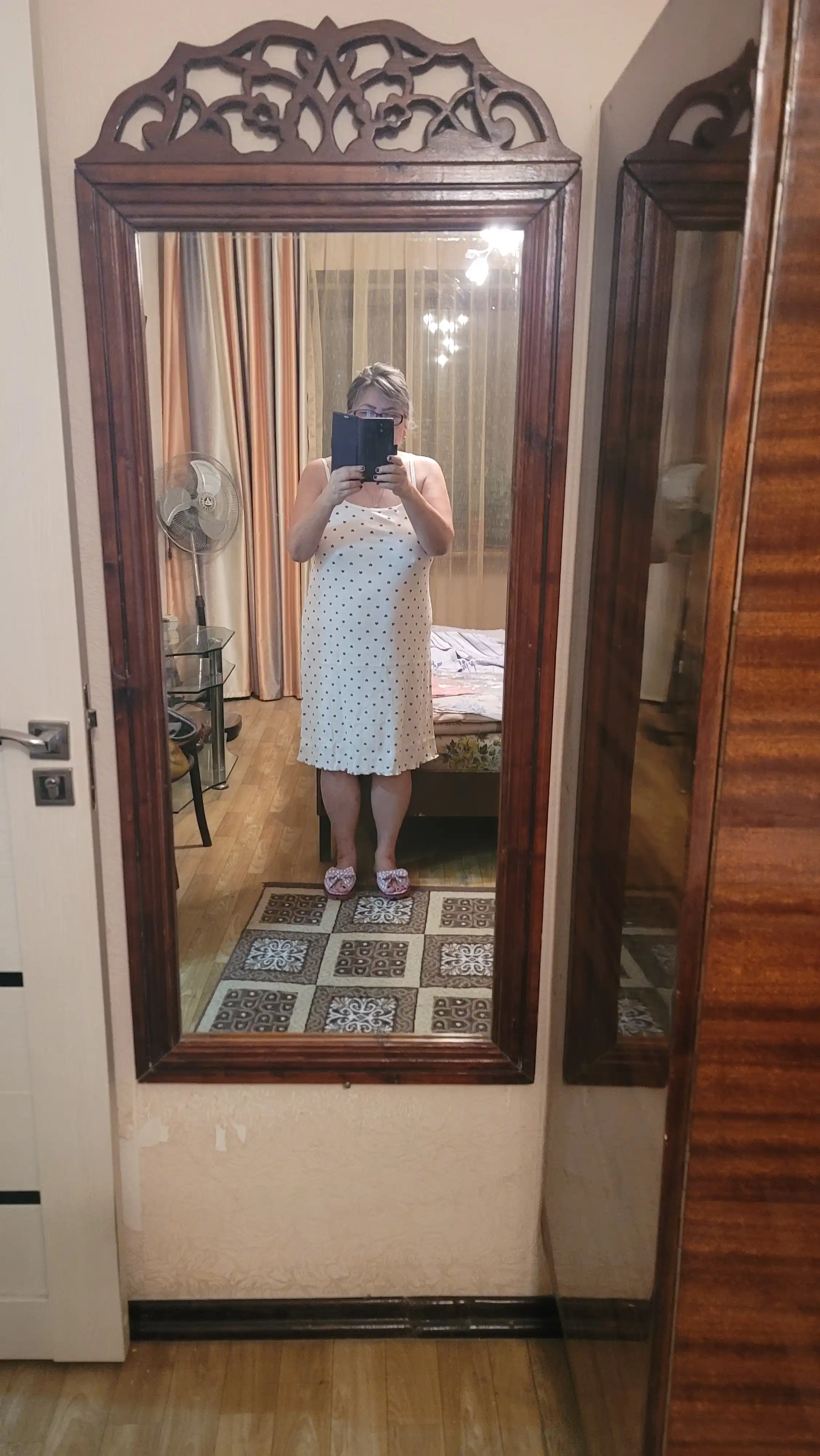 Ayollar tungi ko‘ylagi, 100% paxta, romantik yurakchali print, erkin bichim