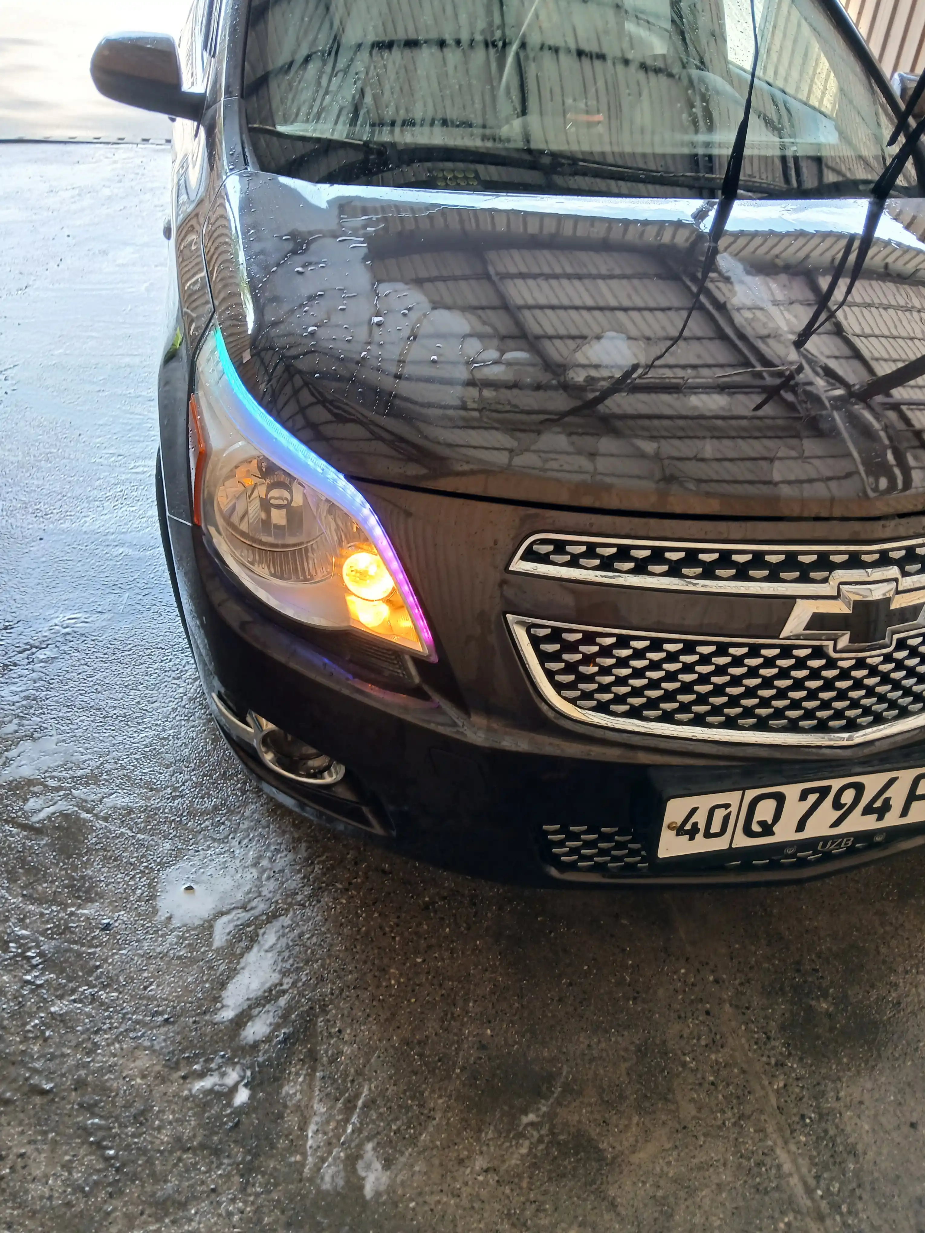 Avtomobil faralari uchun svetadiotli LED lenta, RGB, boshqaruv pulti bilan, 60 sm