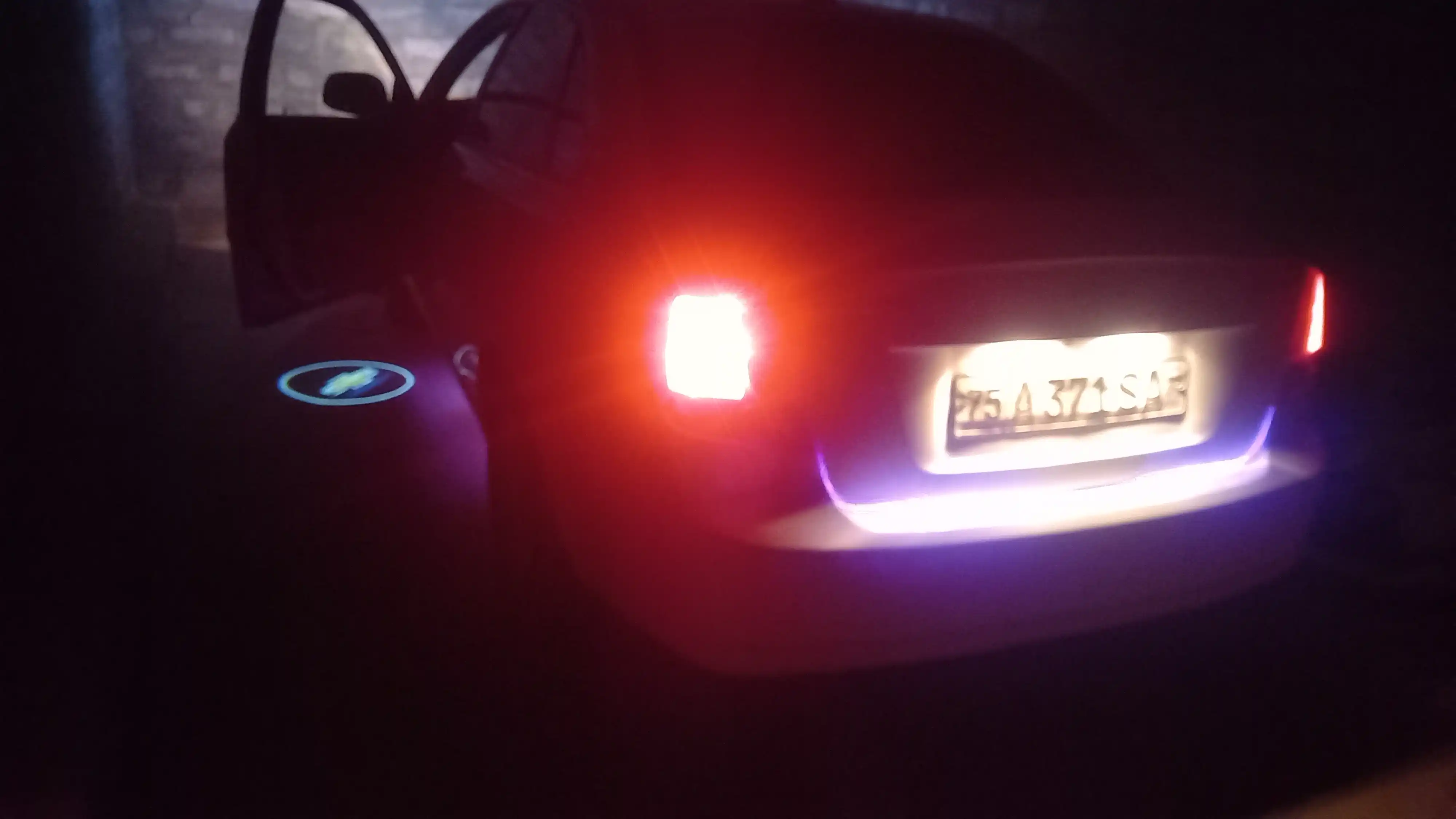 Avtomobil bagaj yoritgichi LED, 120 sm