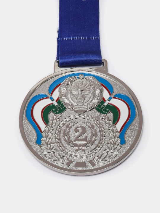 Sovrin medali, lentadagi metall, 1-oʻrin oltin, 2-oʻrin kumush, 3-oʻrin bronza
