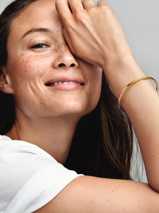 Pandora Signature ID 14 karatli oltindan tayyorlangan bilaguzugi 552227C00