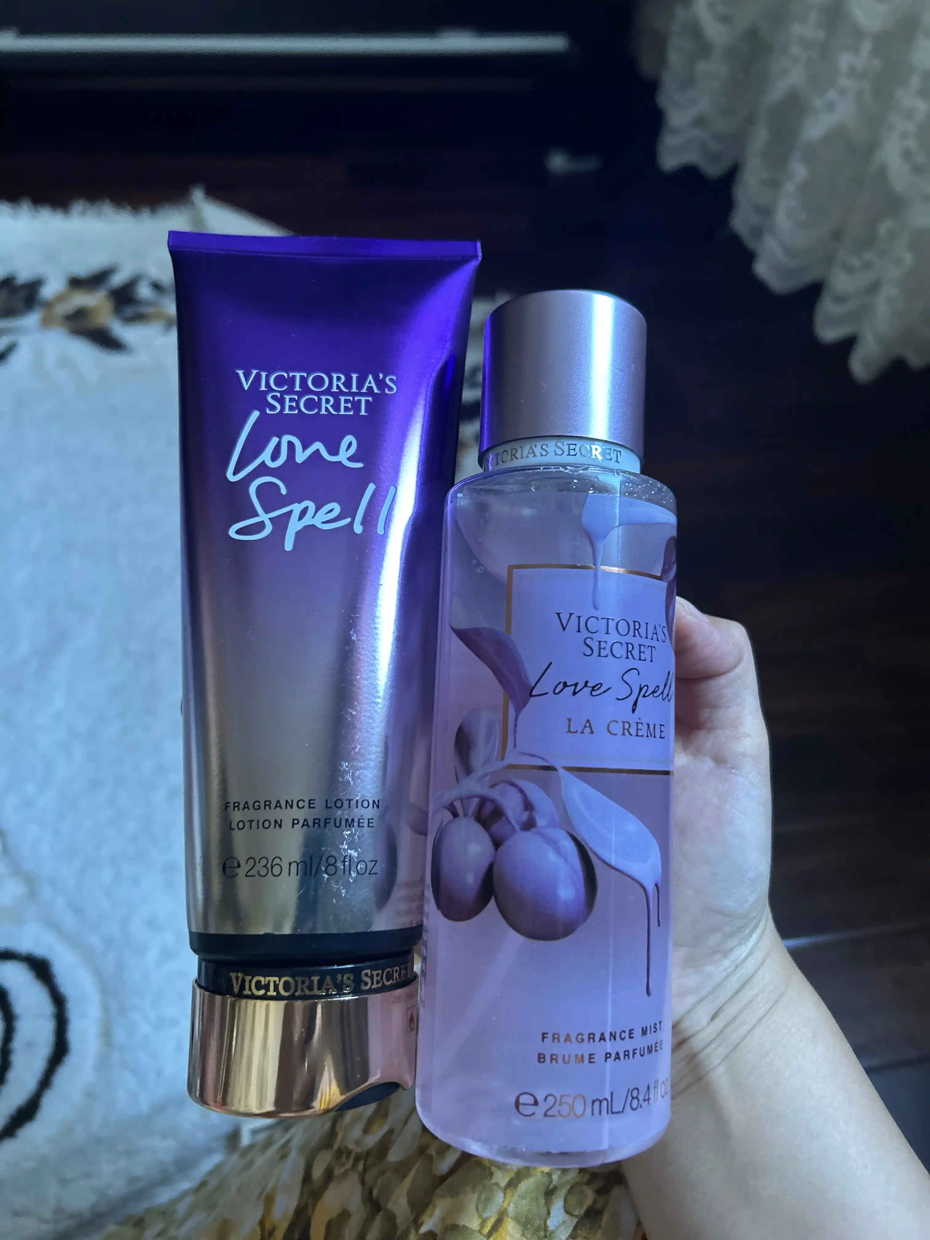 Victoria Secret parfyumeriya to'plami, tana uchun losyon va sprey mist, 236 ml + 250 ml