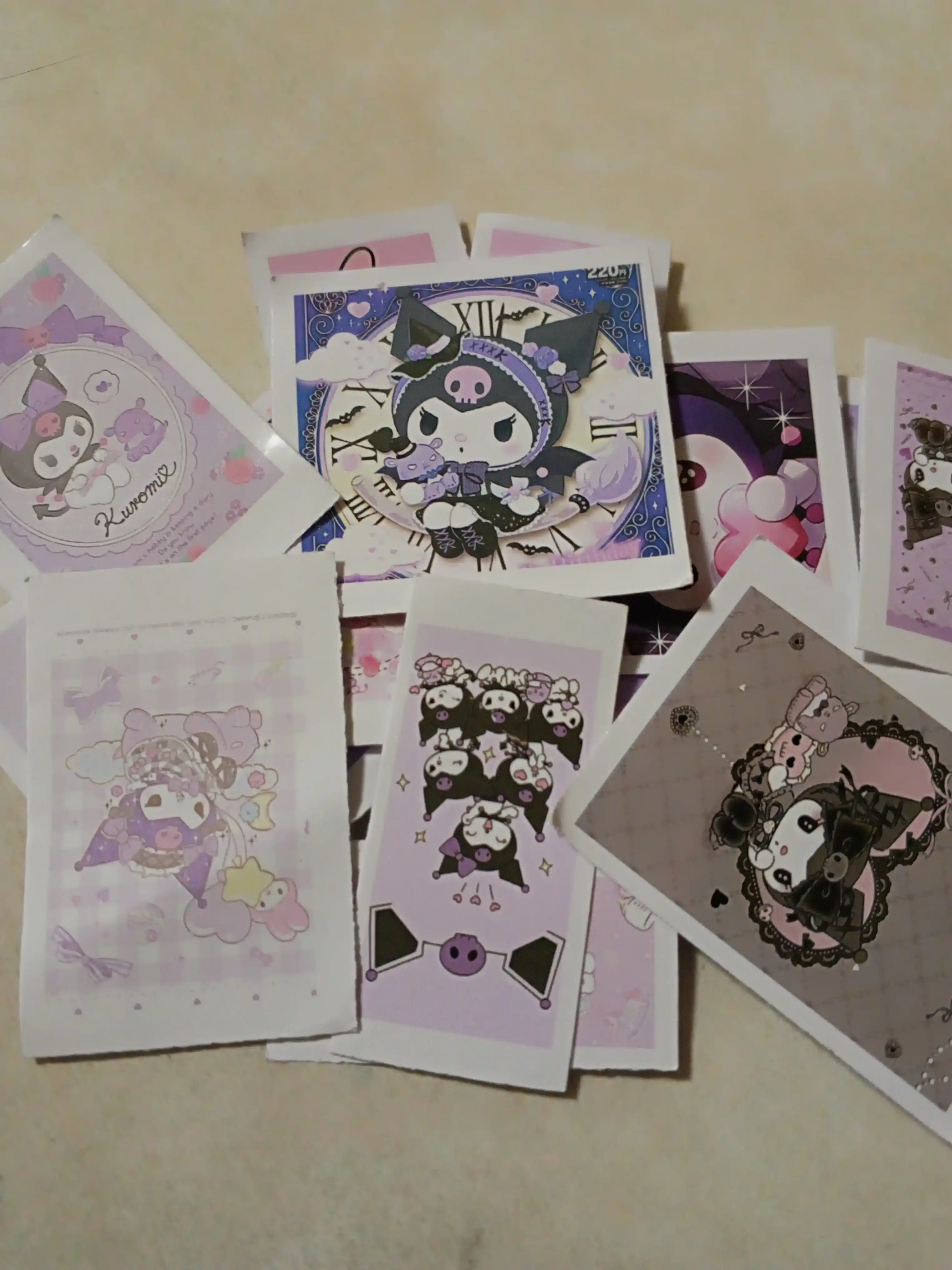 Kuromi stikerlari, 30 dona