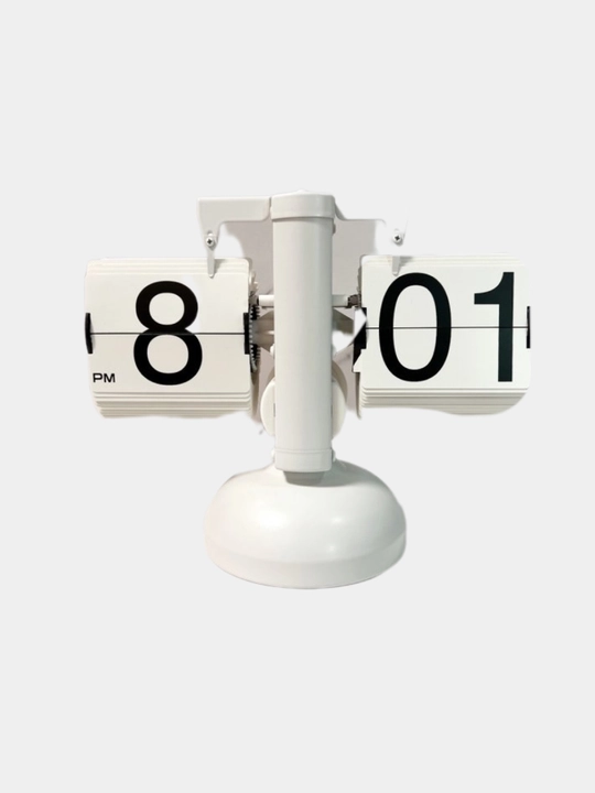 Flip Clock stol soati — har qanday interyerni bezaydigan zamonaviy klassika