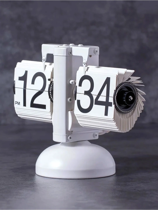 Flip Clock stol soati — har qanday interyerni bezaydigan zamonaviy klassika